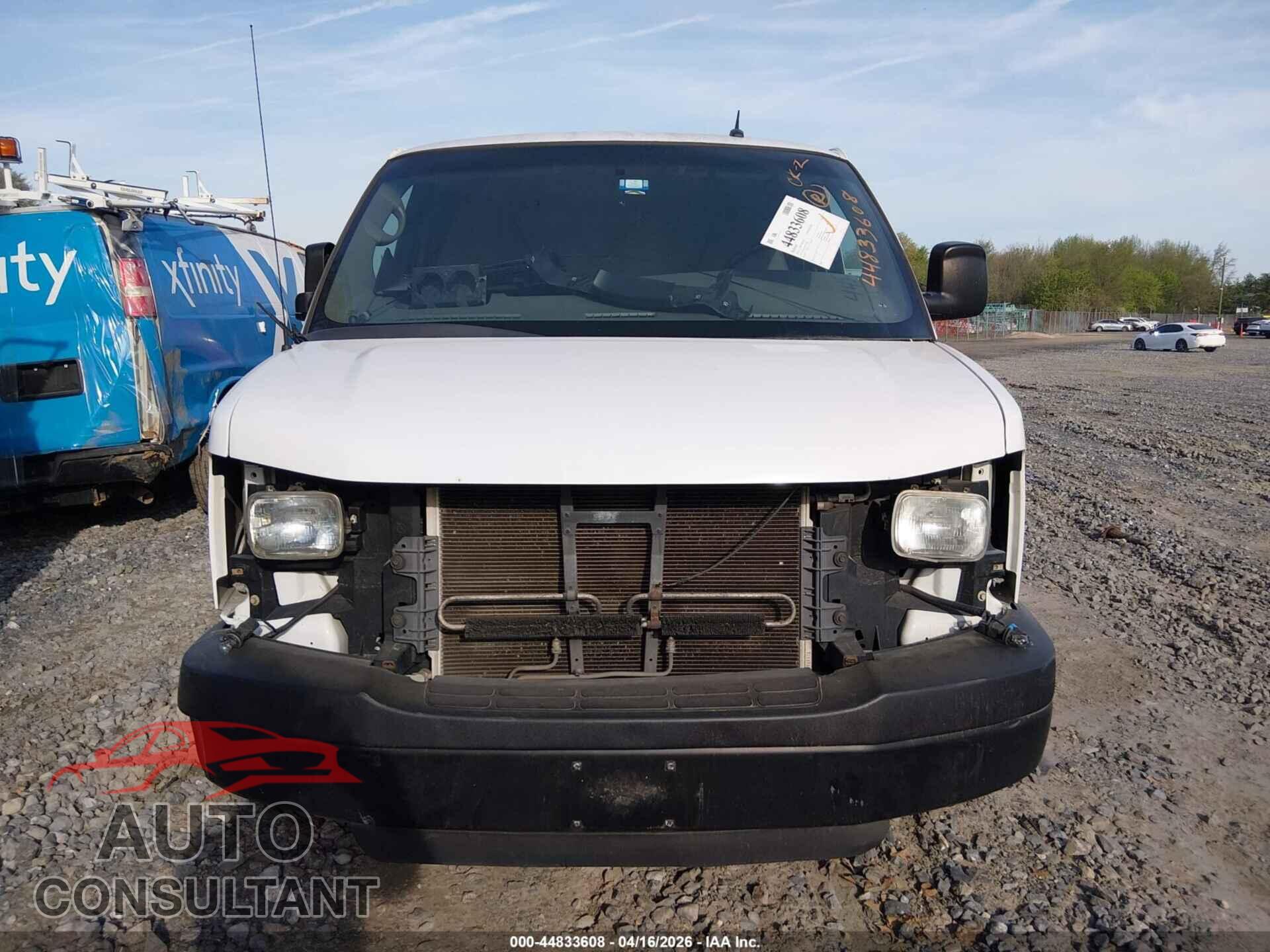 CHEVROLET EXPRESS 2500 2015 - 1GCWGFCF4F1153802