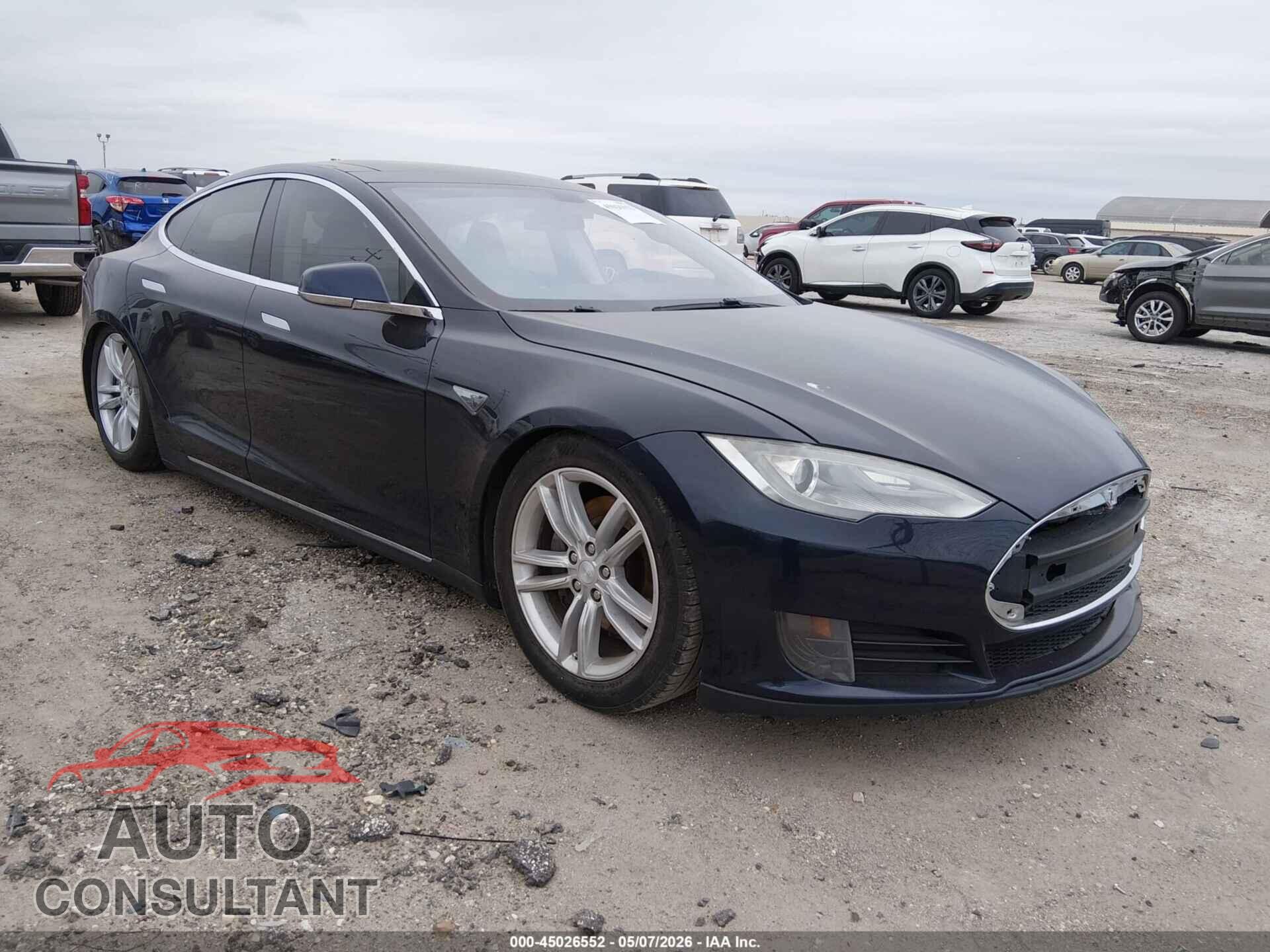 TESLA MODEL S 2013 - 5YJSA1AG4DFP08458