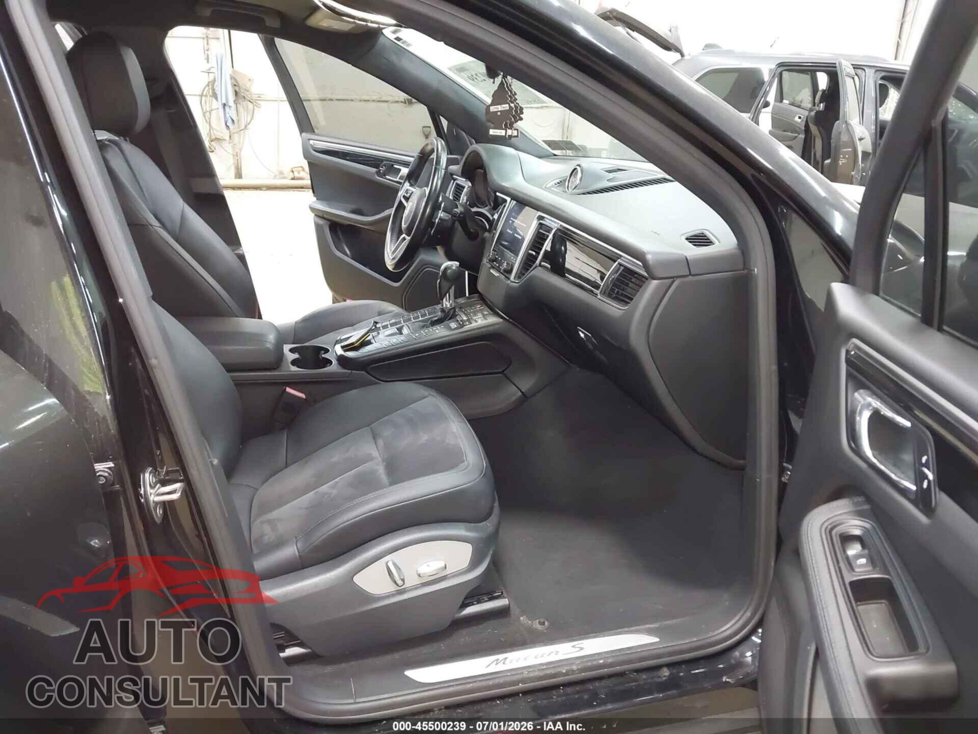 PORSCHE MACAN 2017 - WP1AB2A57HLB13733