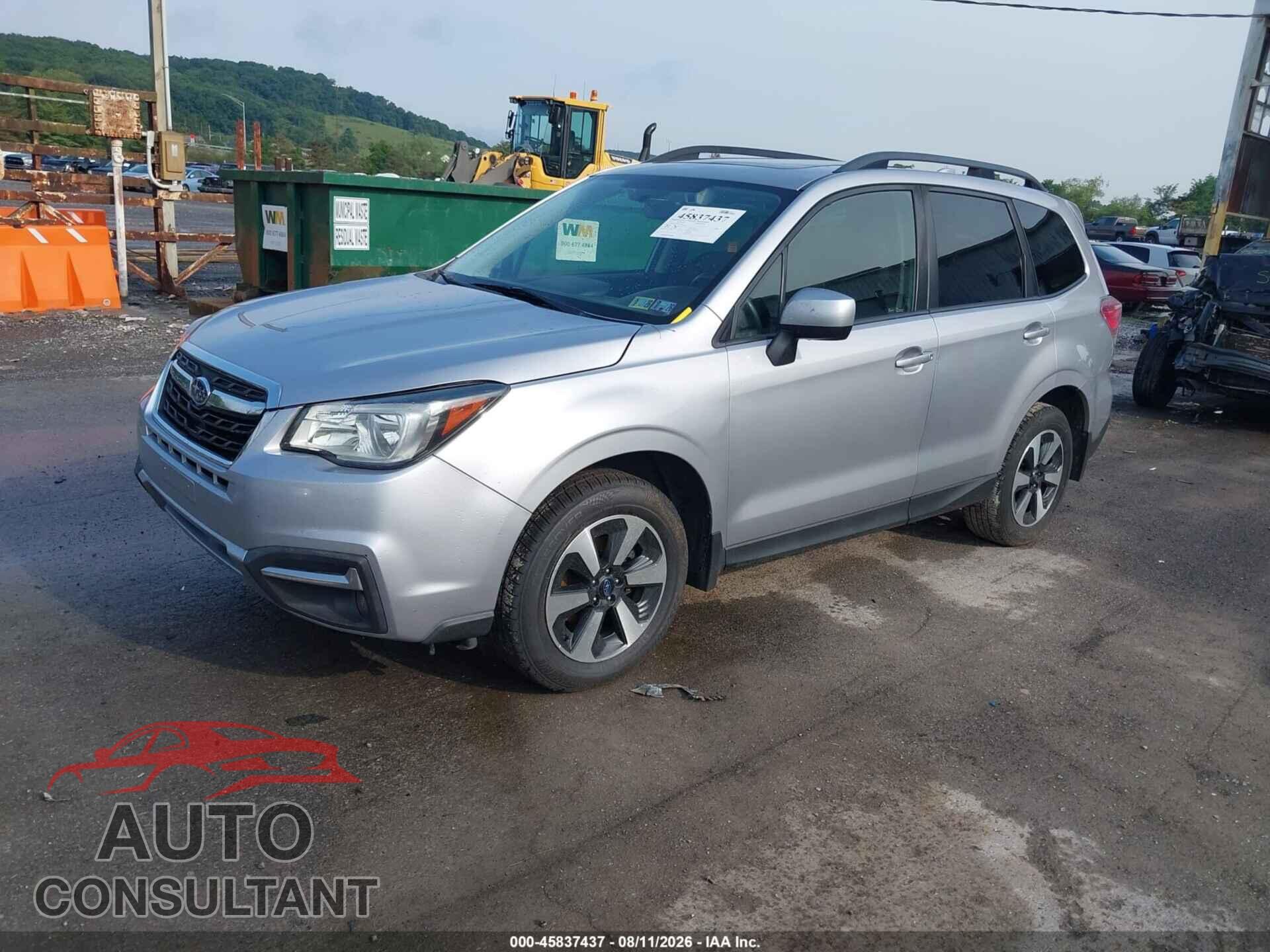 SUBARU FORESTER 2017 - JF2SJAGC5HH587421