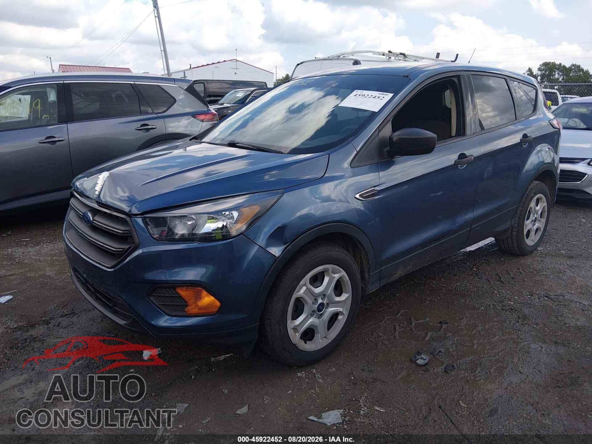FORD ESCAPE 2018 - 1FMCU0F79JUB70031