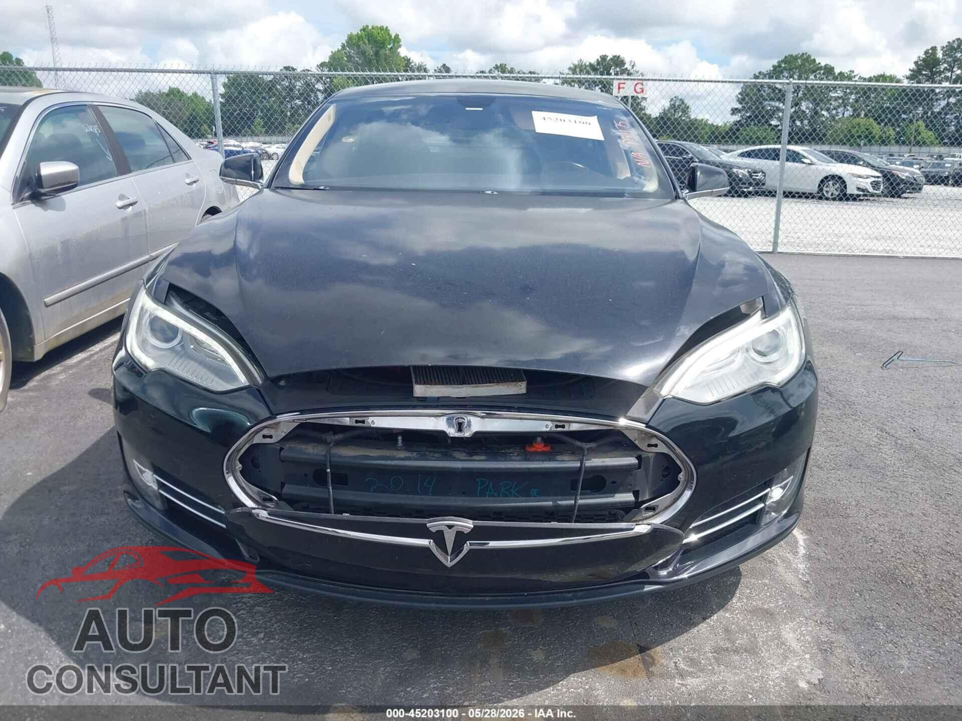 TESLA MODEL S 2014 - 5YJSA1S14EFP51175