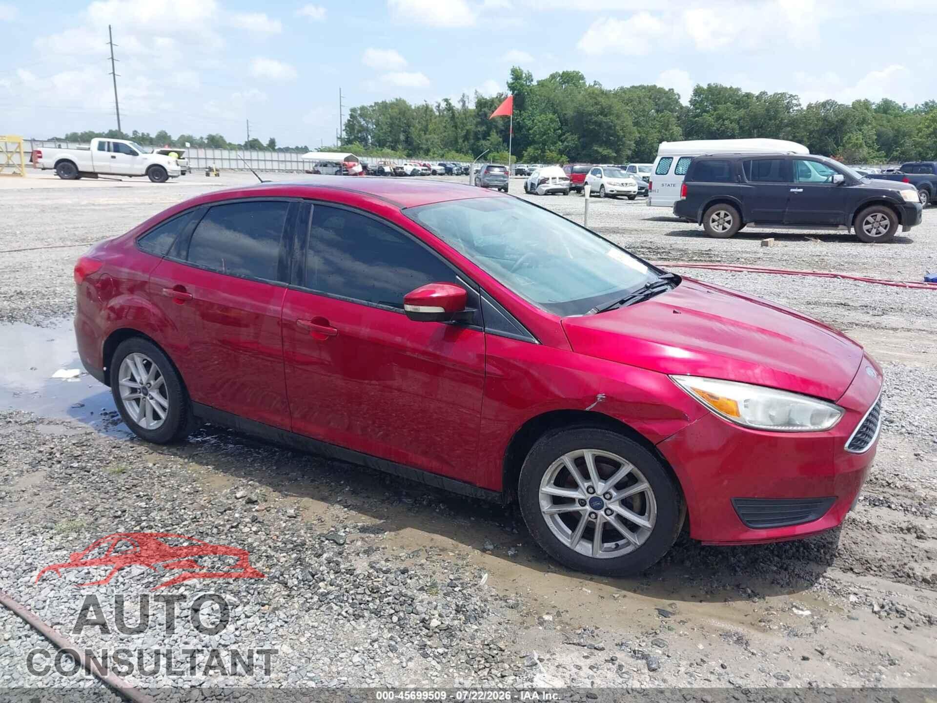 FORD FOCUS 2015 - 1FADP3F20FL339913