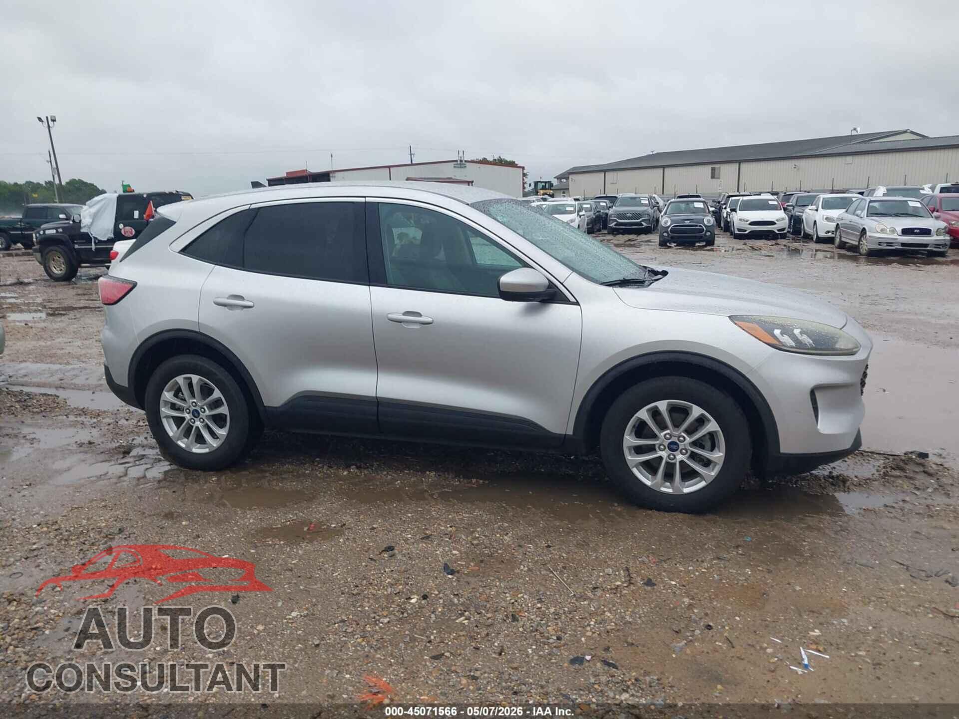 FORD ESCAPE 2020 - 1FMCU0G62LUA05852