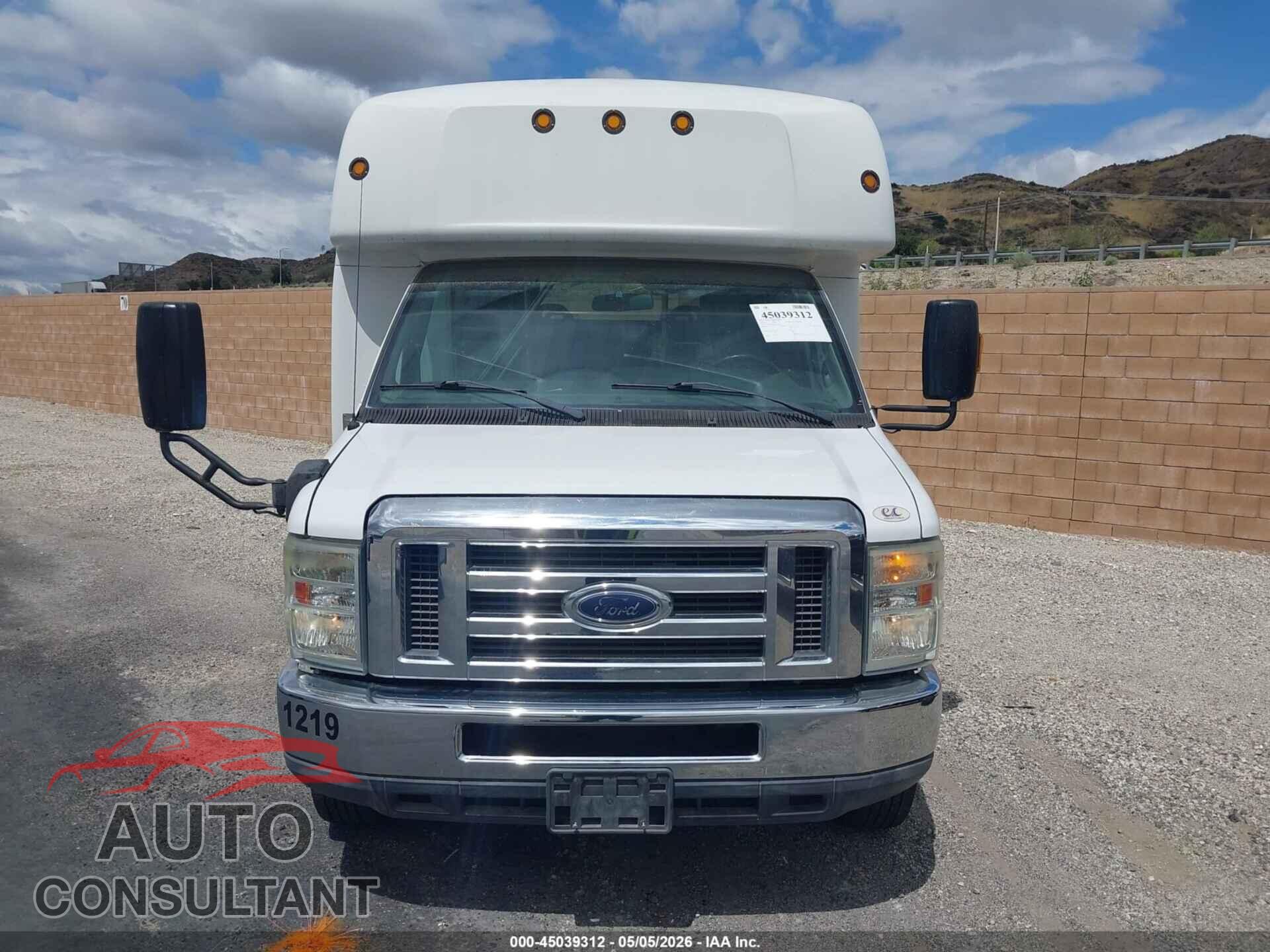 FORD E-450 CUTAWAY 2012 - 1FDFE4FS8CDA92852