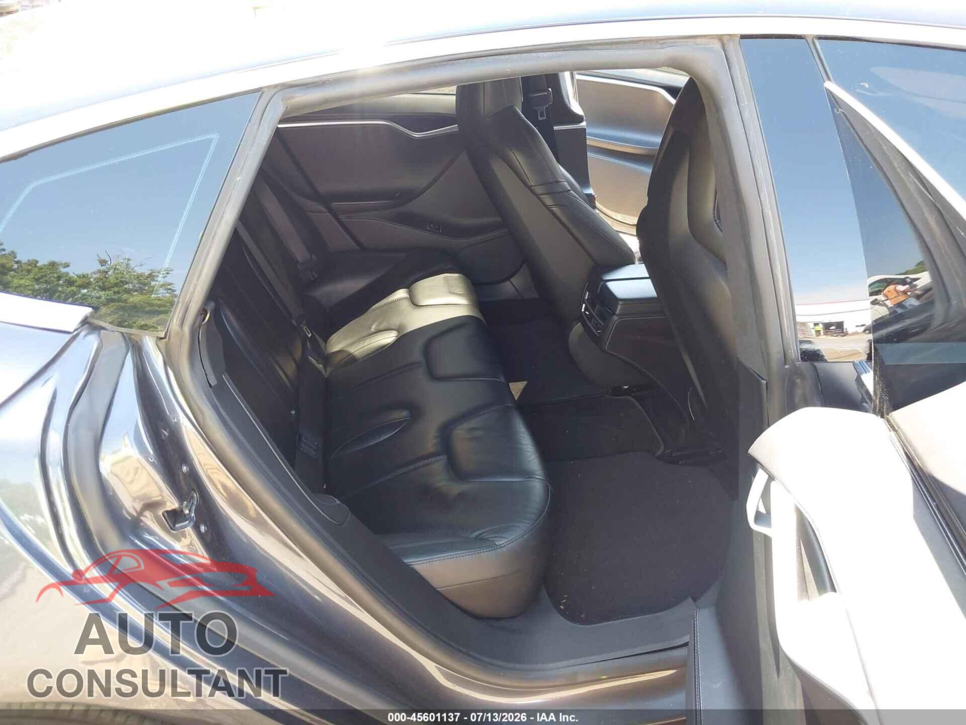 TESLA MODEL S 2016 - 5YJSA1E11GF139367