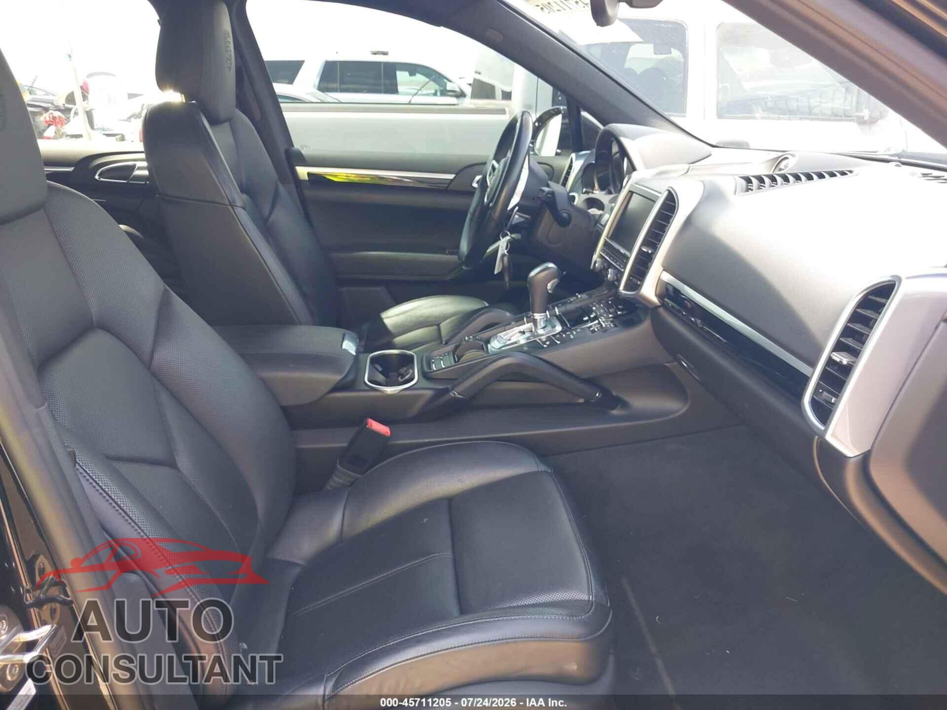 PORSCHE CAYENNE 2015 - WP1AF2A25FLA42197