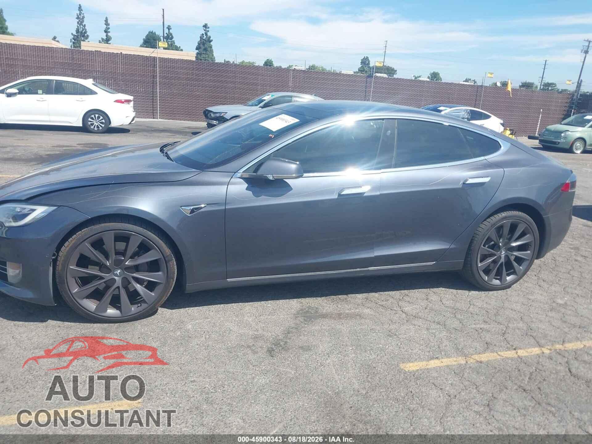 TESLA MODEL S 2018 - 5YJSA1E20JF282987