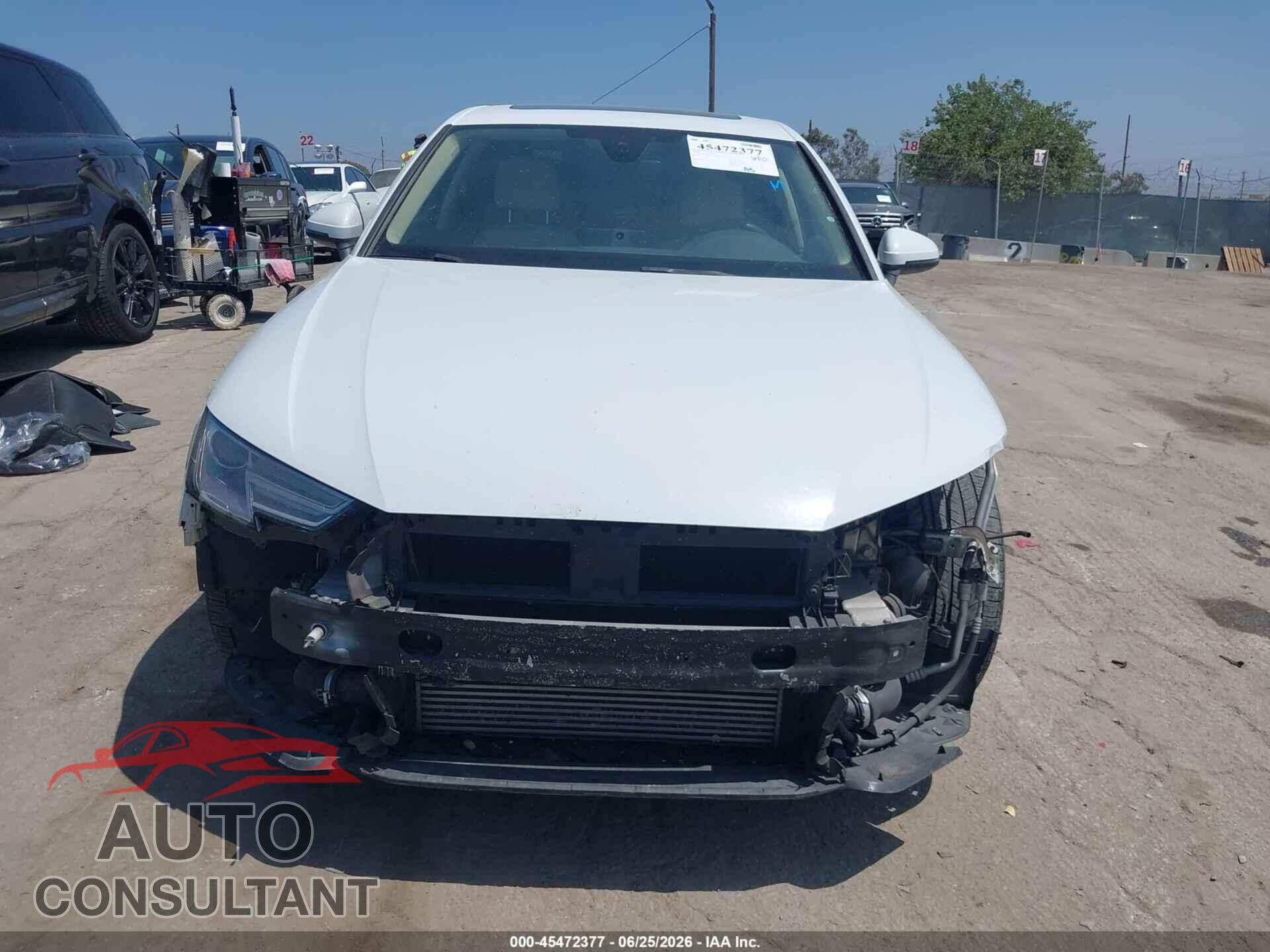 AUDI A4 2018 - WAUKMAF47JA030764
