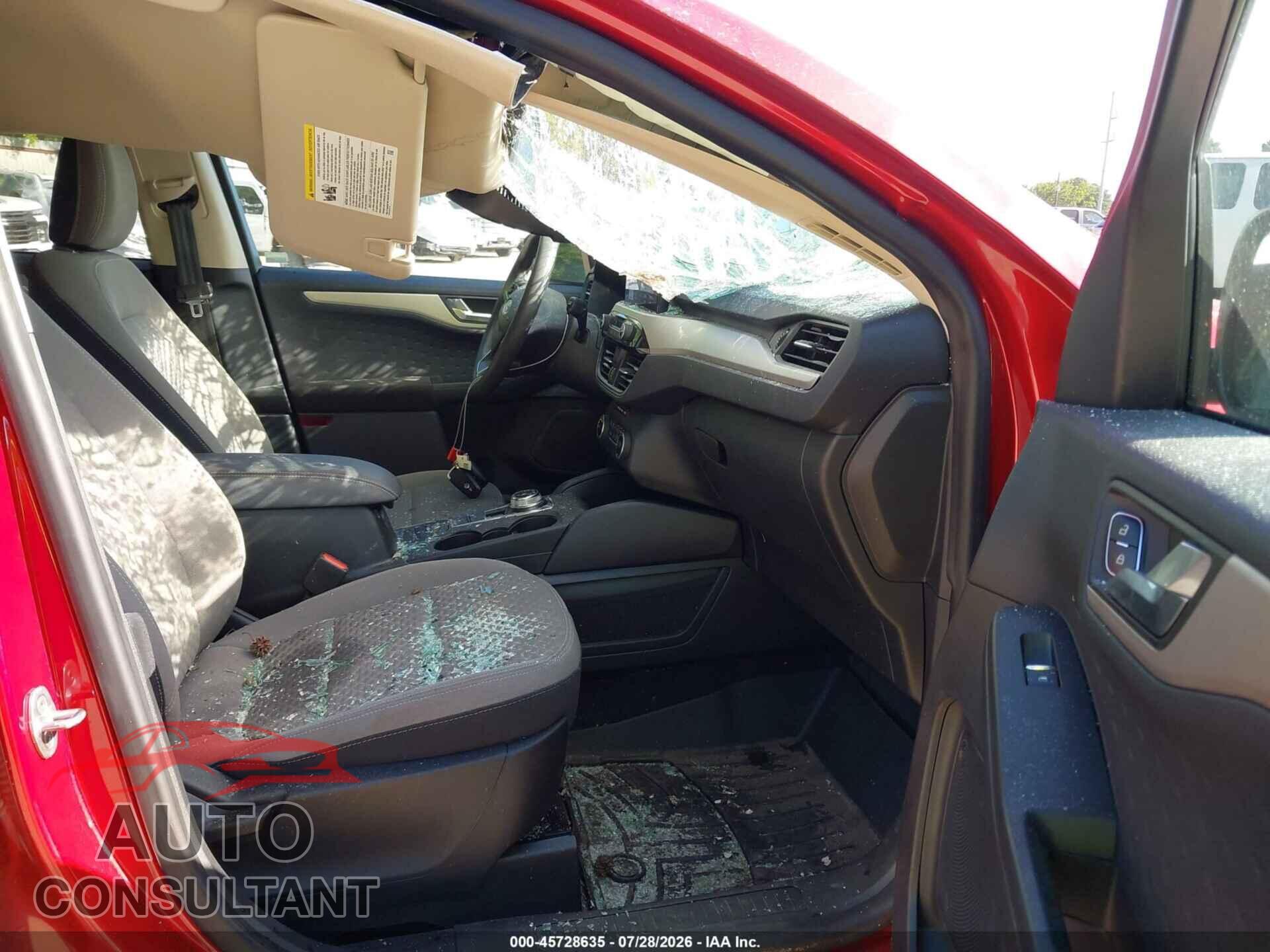 FORD ESCAPE 2020 - 1FMCU0G63LUA32283