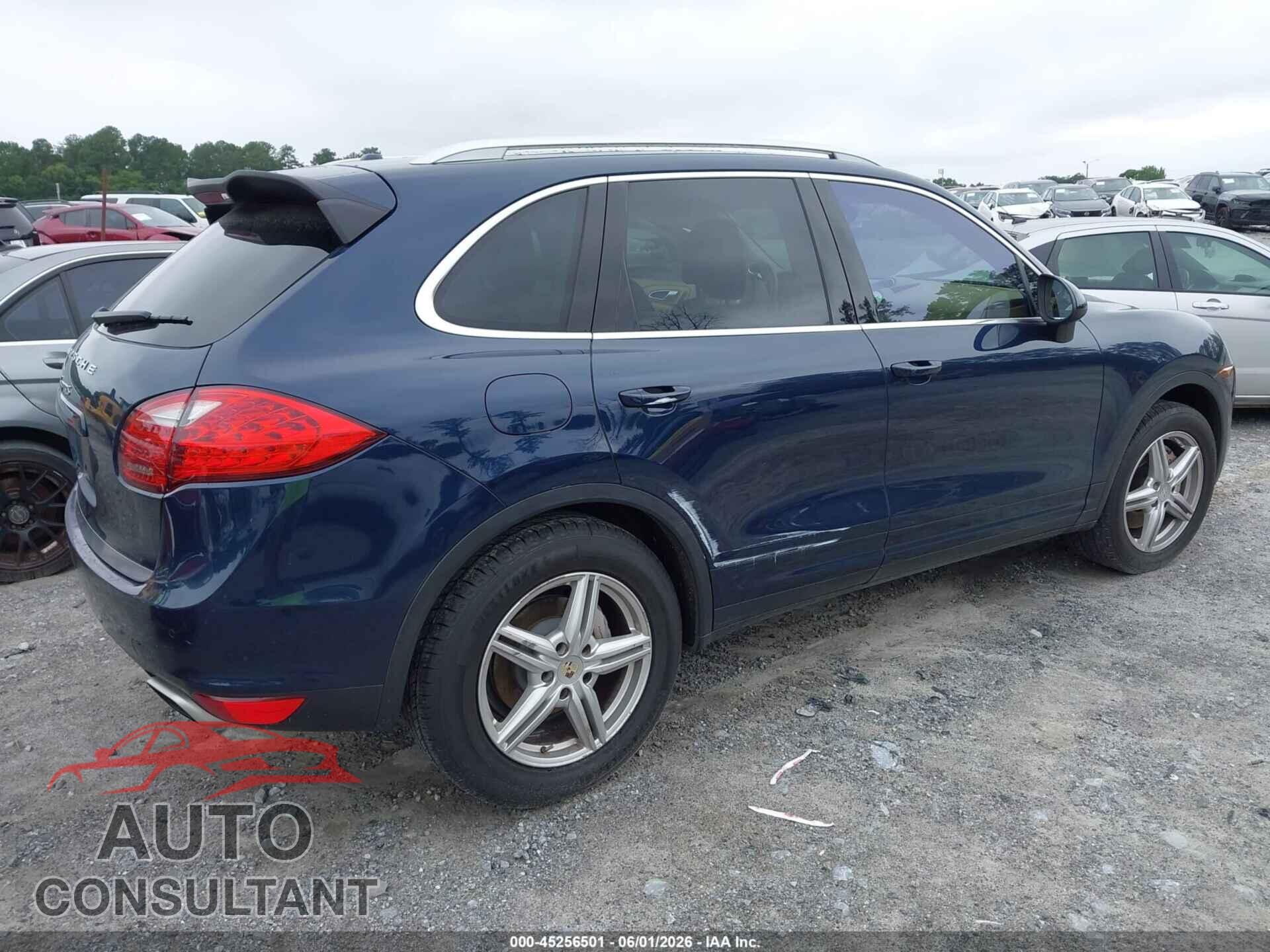 PORSCHE CAYENNE 2013 - WP1AB2A23DLA82528