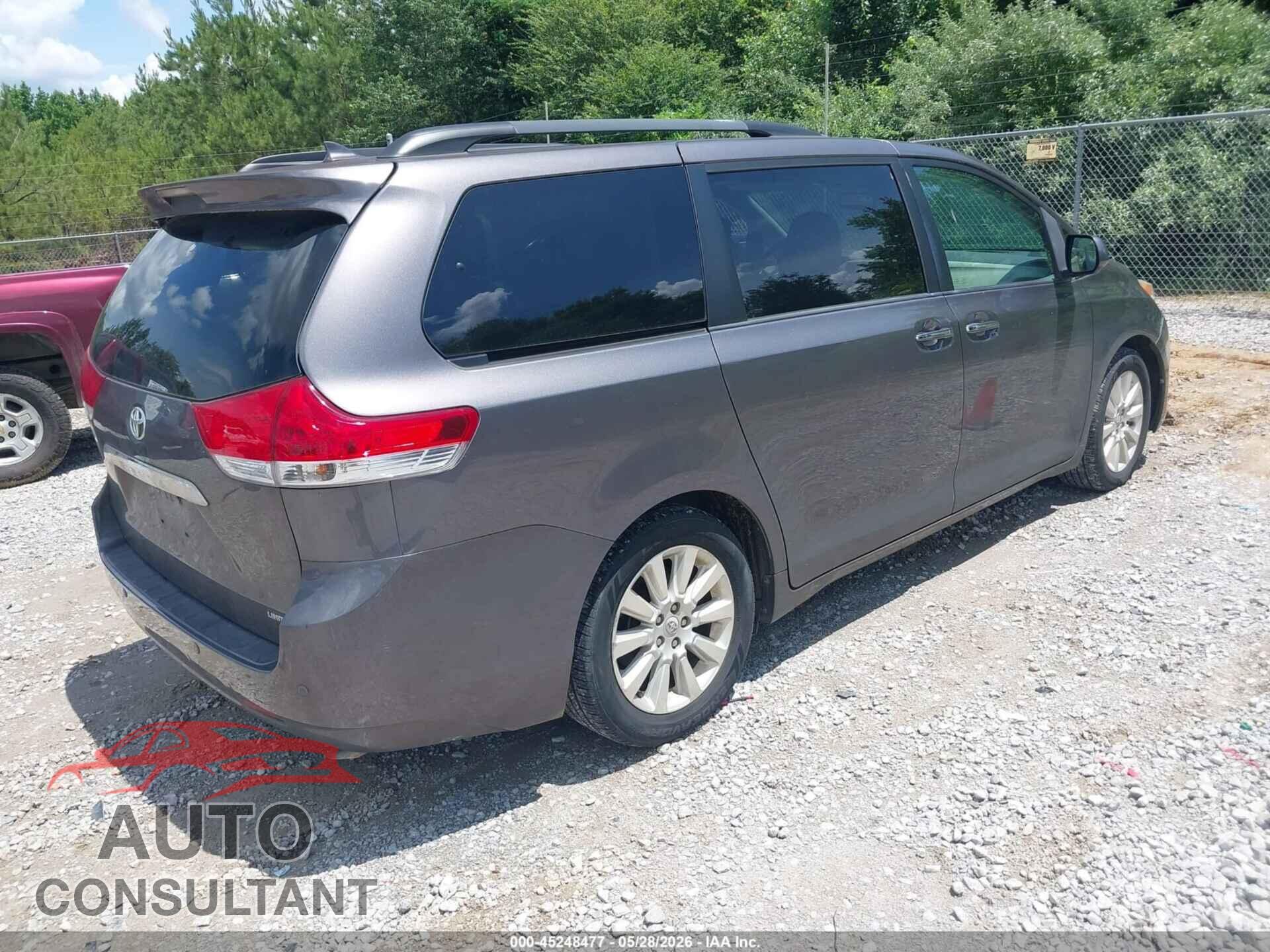 TOYOTA SIENNA 2012 - 5TDYK3DC5CS221128