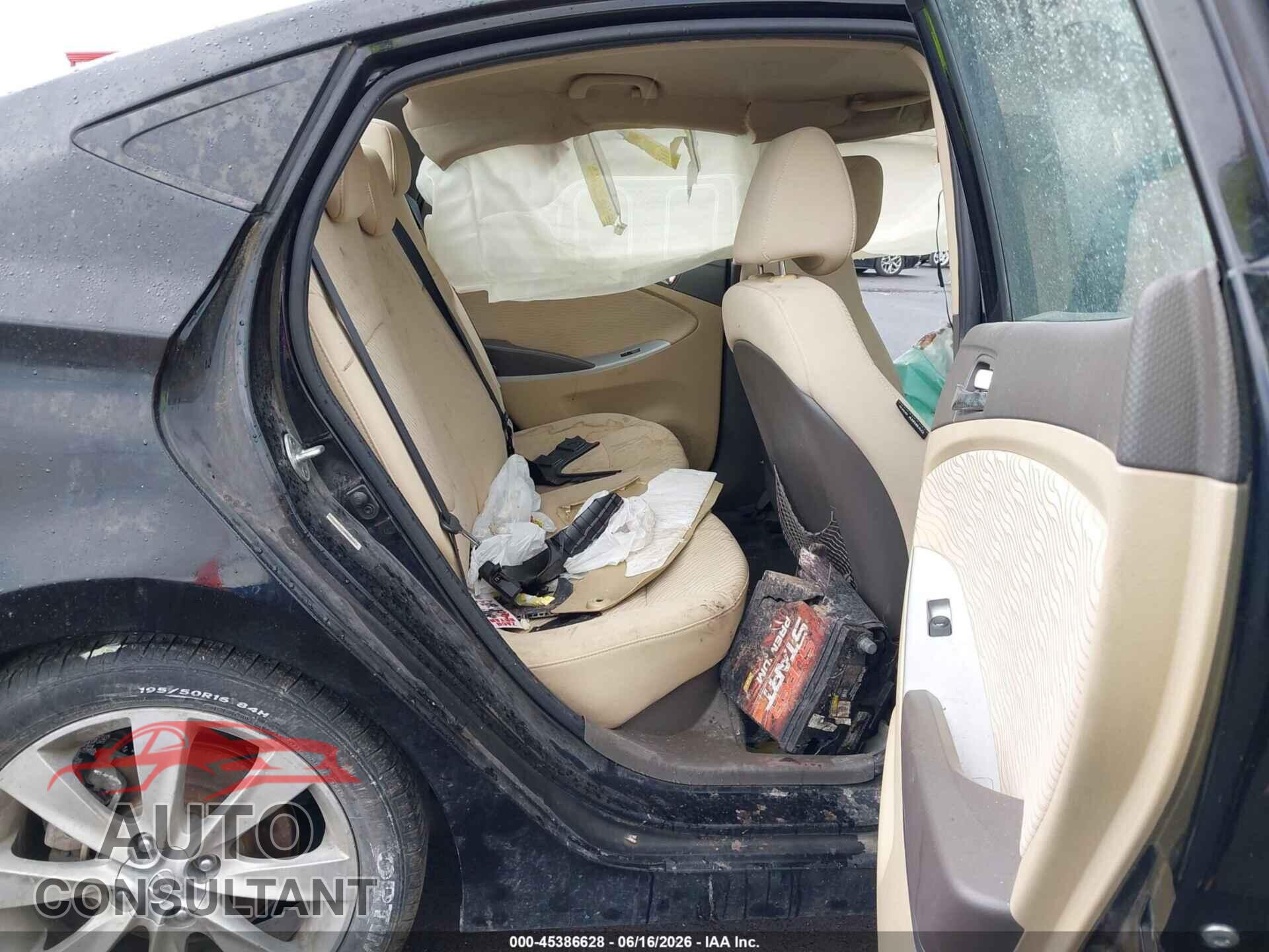 HYUNDAI ACCENT 2013 - KMHCU4AE7DU307839