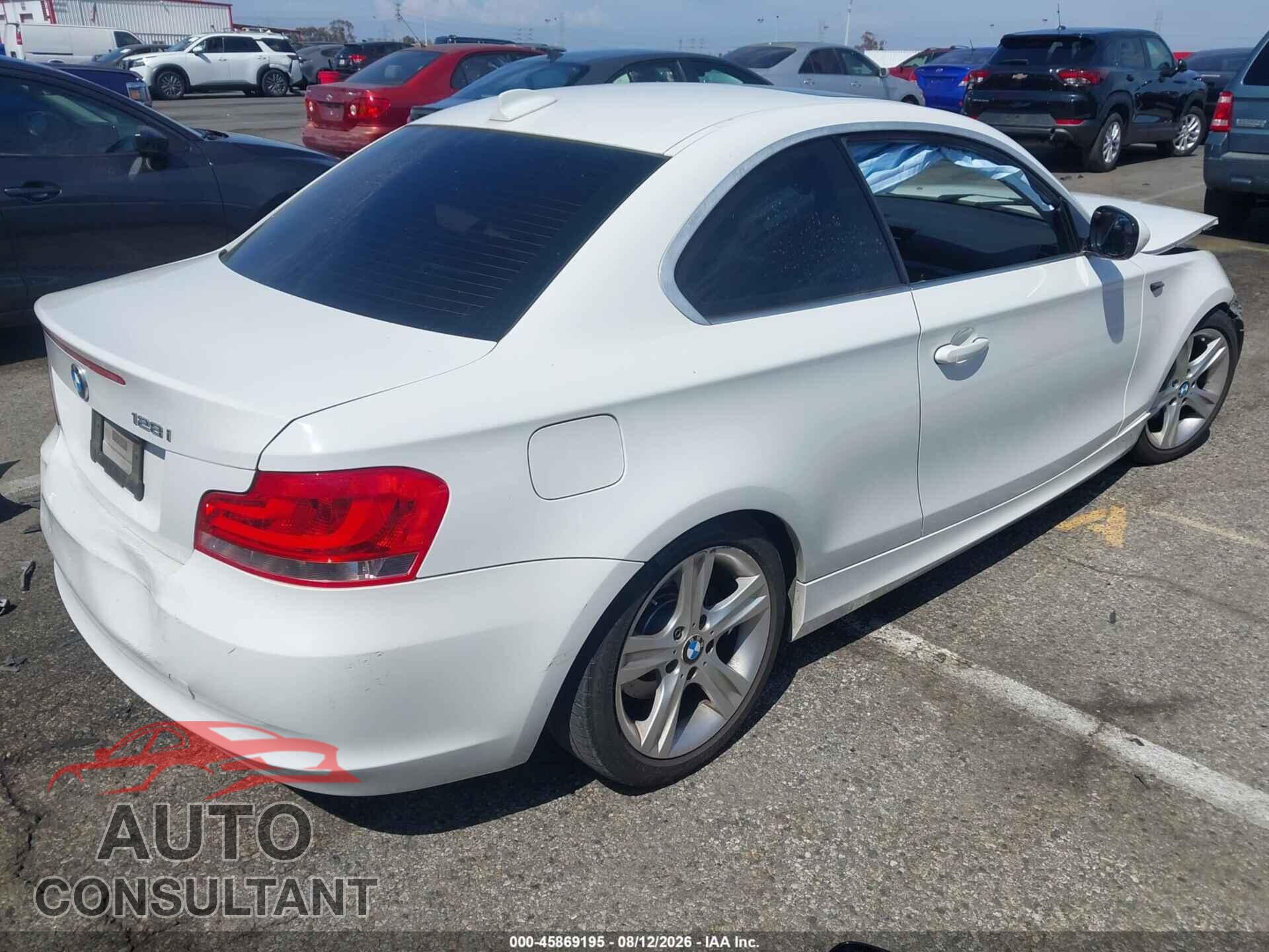BMW 128I 2013 - WBAUP9C55DVS95448