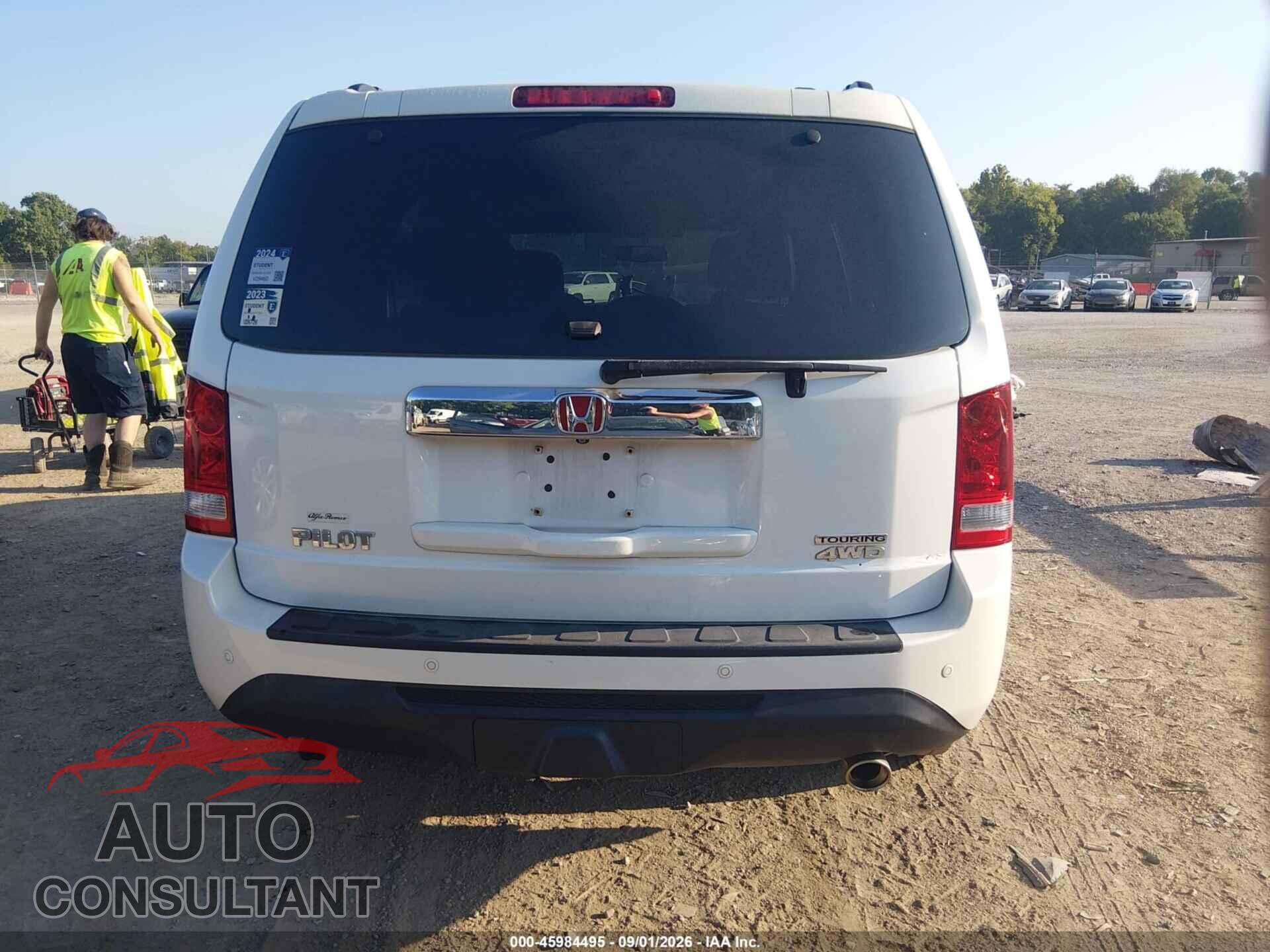 HONDA PILOT 2013 - 5FNYF4H98DB076097
