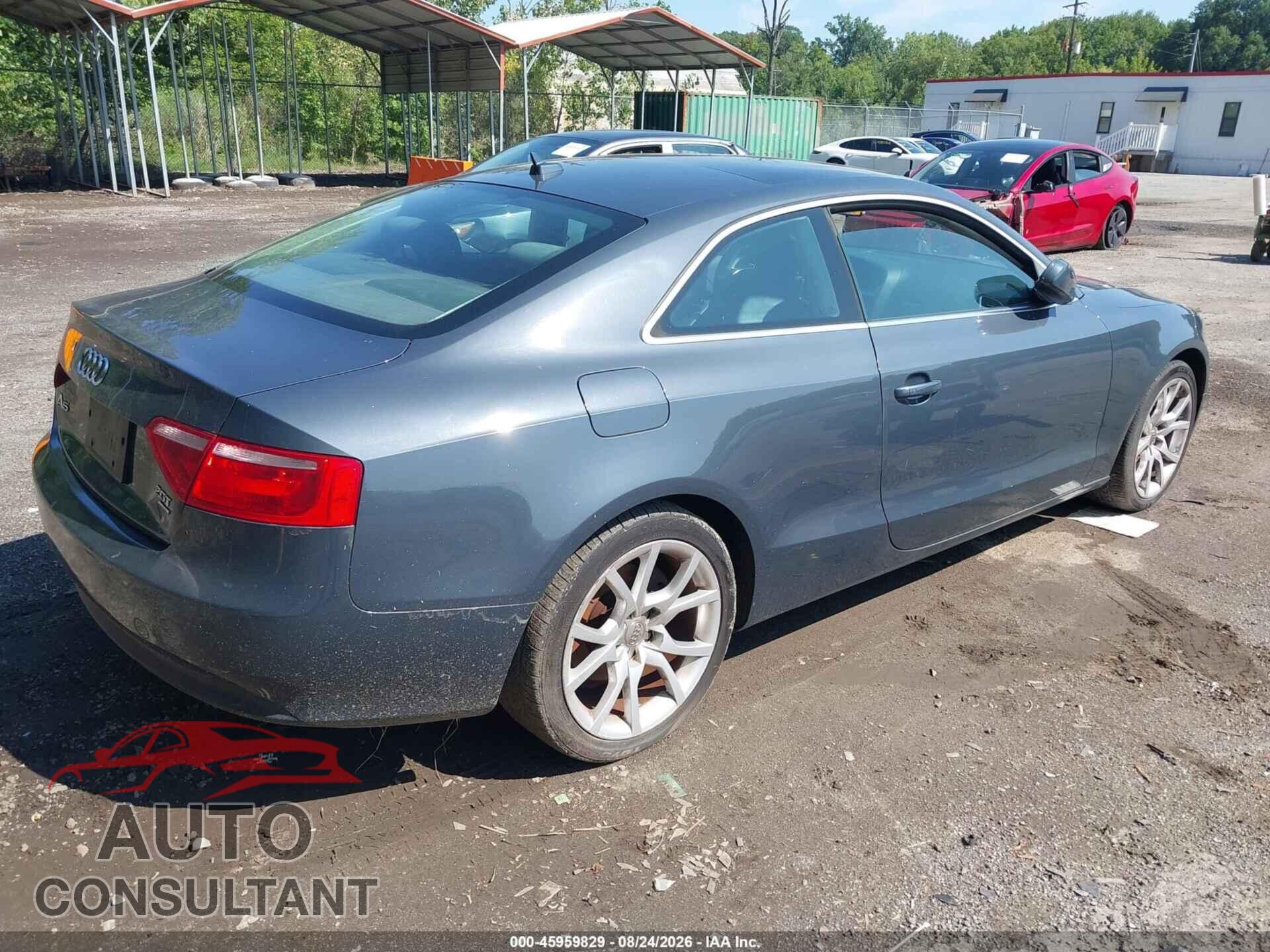 AUDI A5 2011 - WAUCFAFR1BA030268
