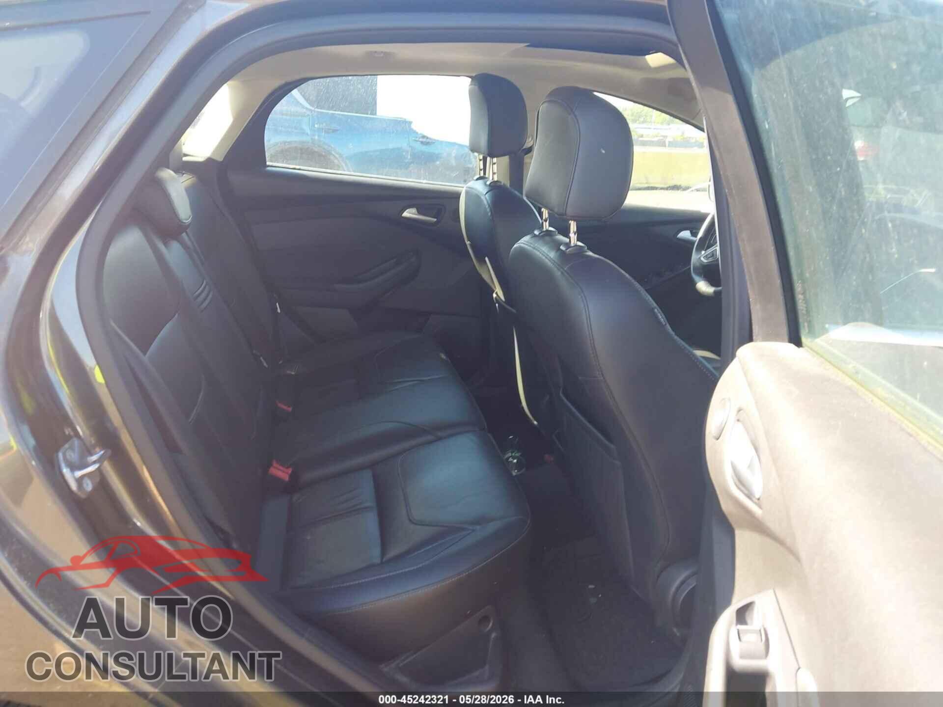 FORD FOCUS 2016 - 1FADP3N27GL200767