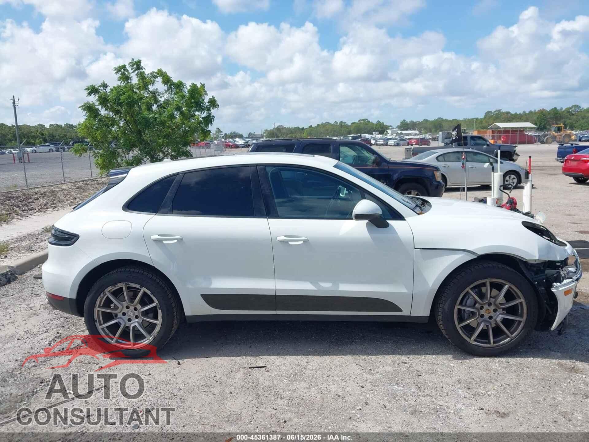 PORSCHE MACAN 2017 - WP1AA2A54HLB08573