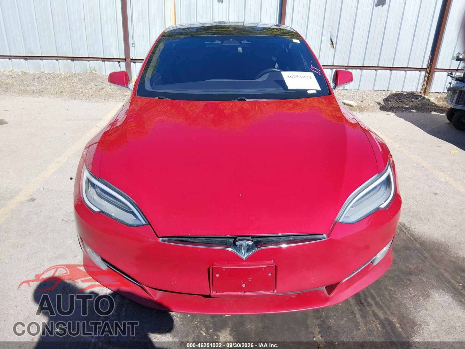 TESLA MODEL S 2017 - 5YJSA1E28HF194716