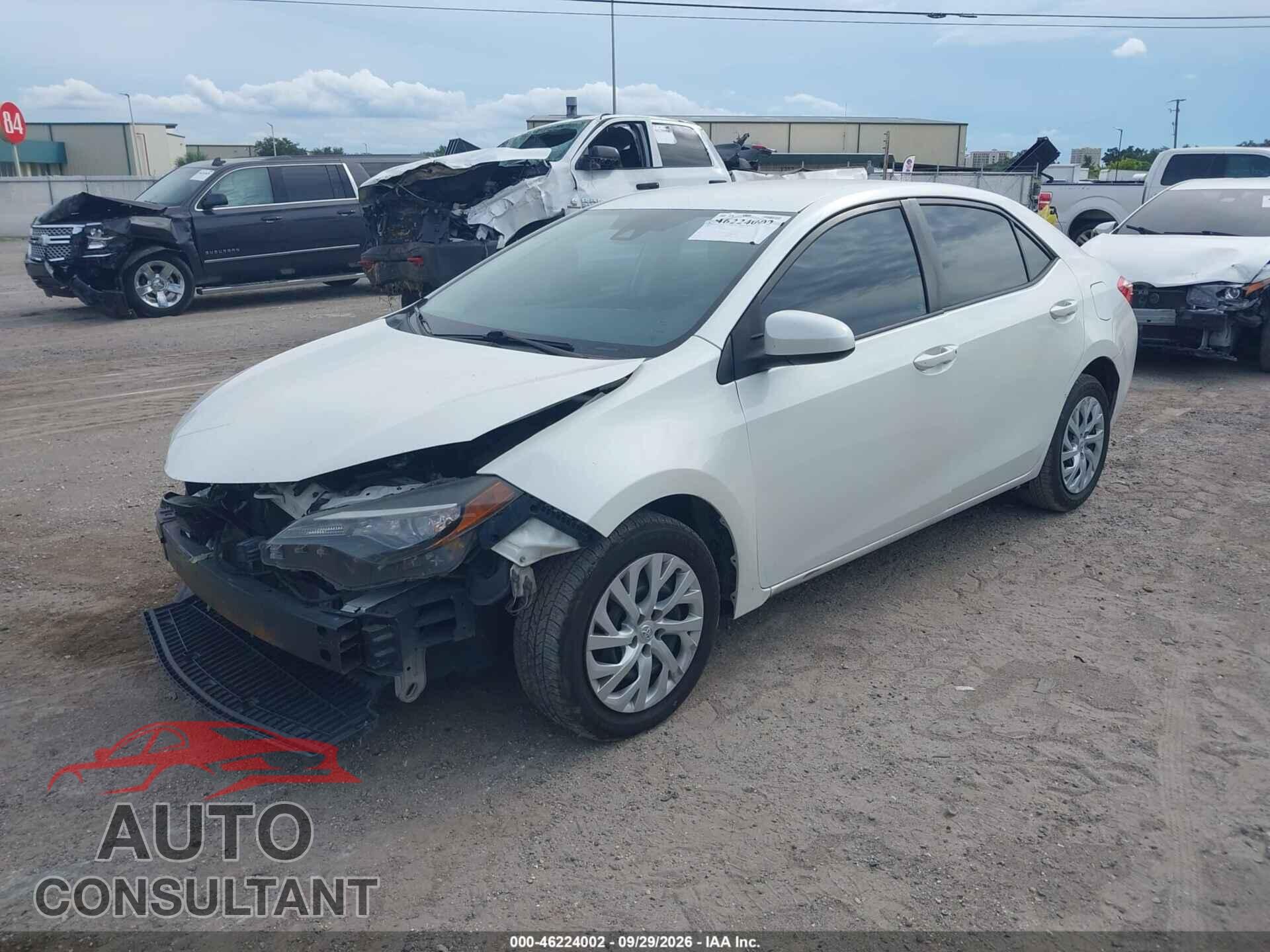 TOYOTA COROLLA 2017 - 5YFBURHEXHP620471