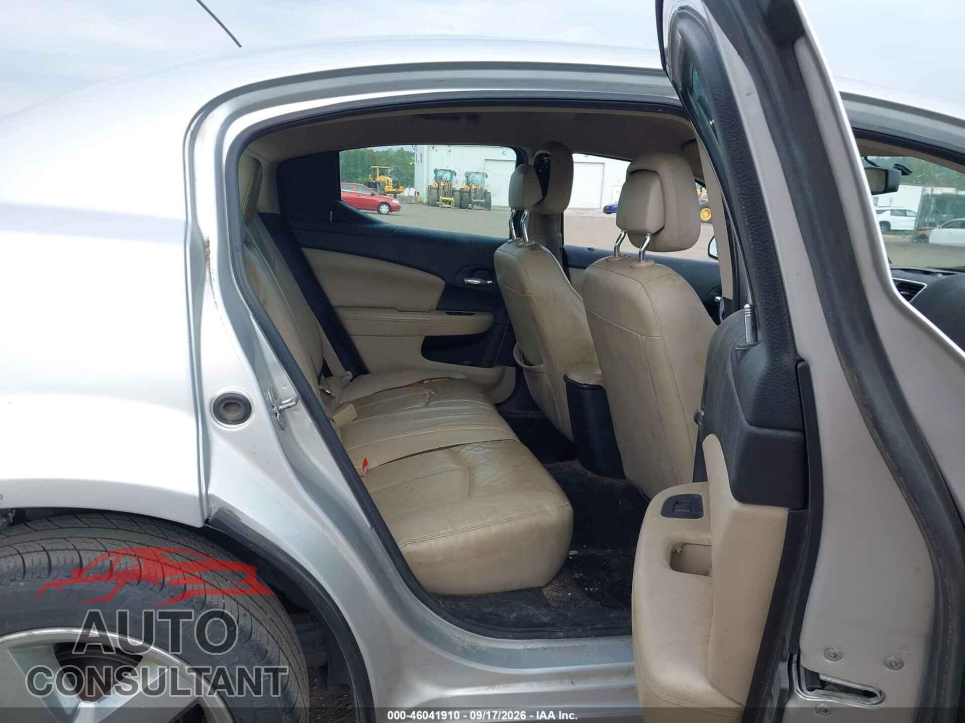 DODGE AVENGER 2011 - 1B3BD2FG3BN587086