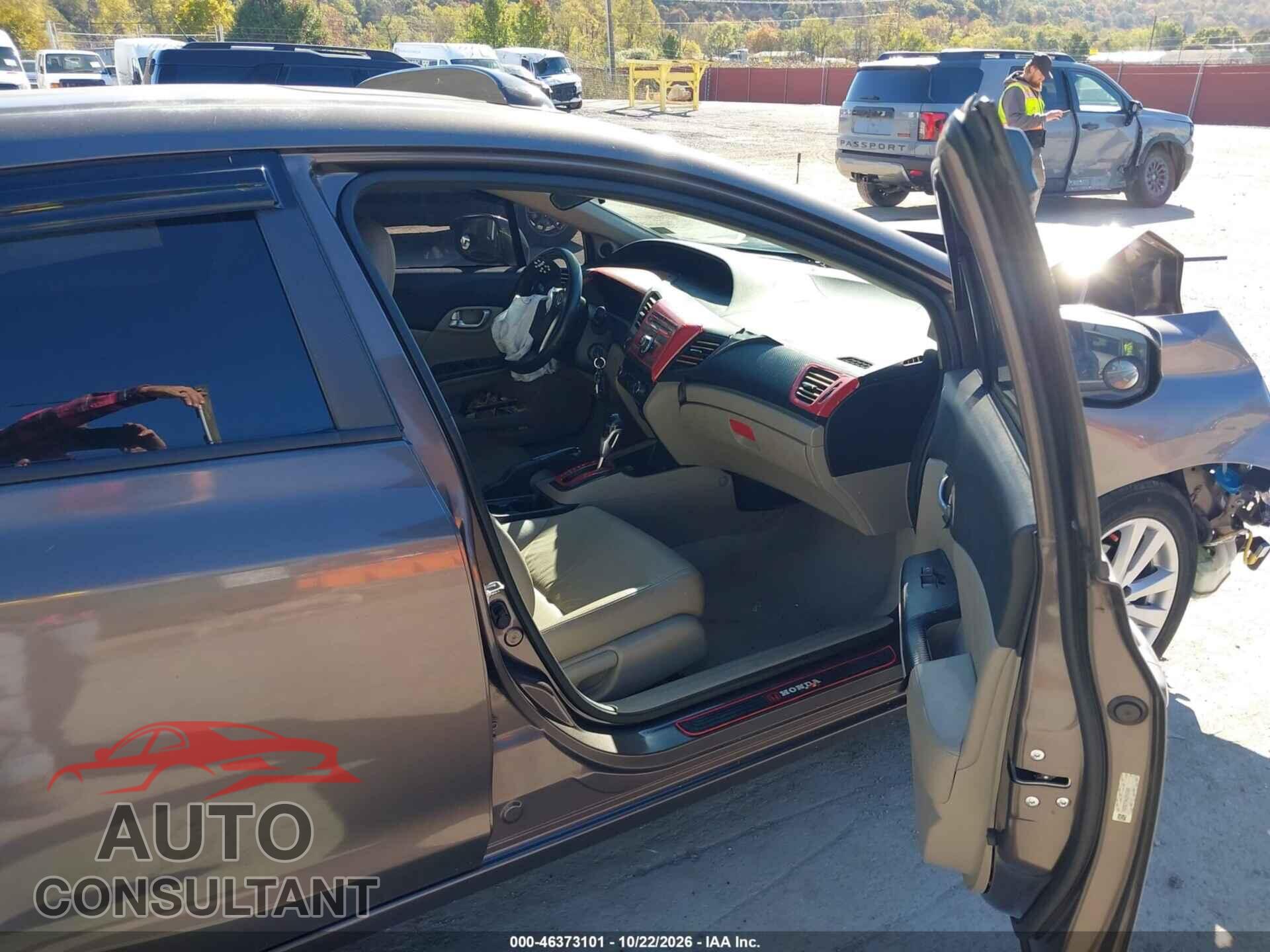 HONDA CIVIC 2012 - 2HGFB2F94CH543956
