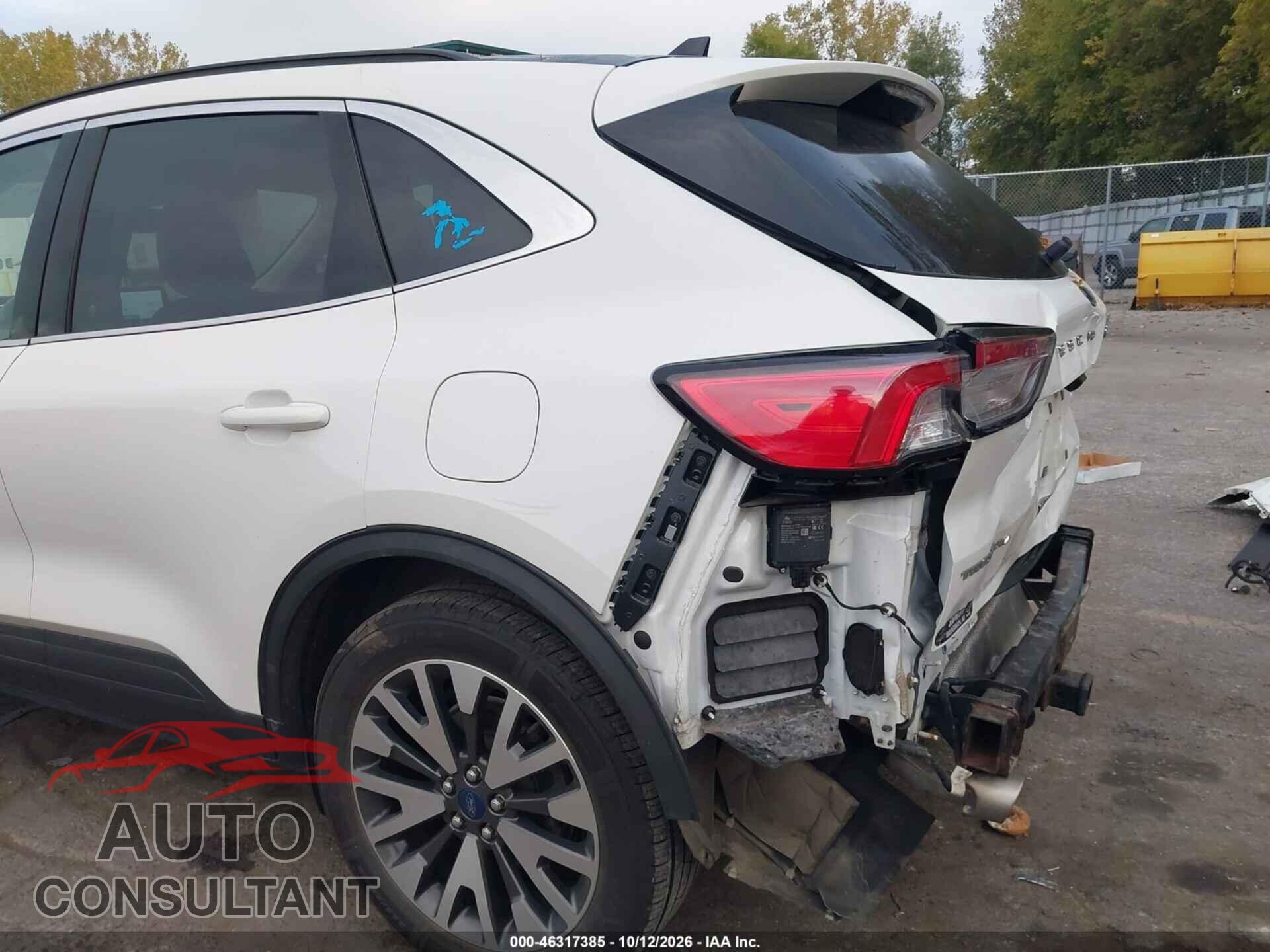 FORD ESCAPE 2020 - 1FMCU9J99LUA09579
