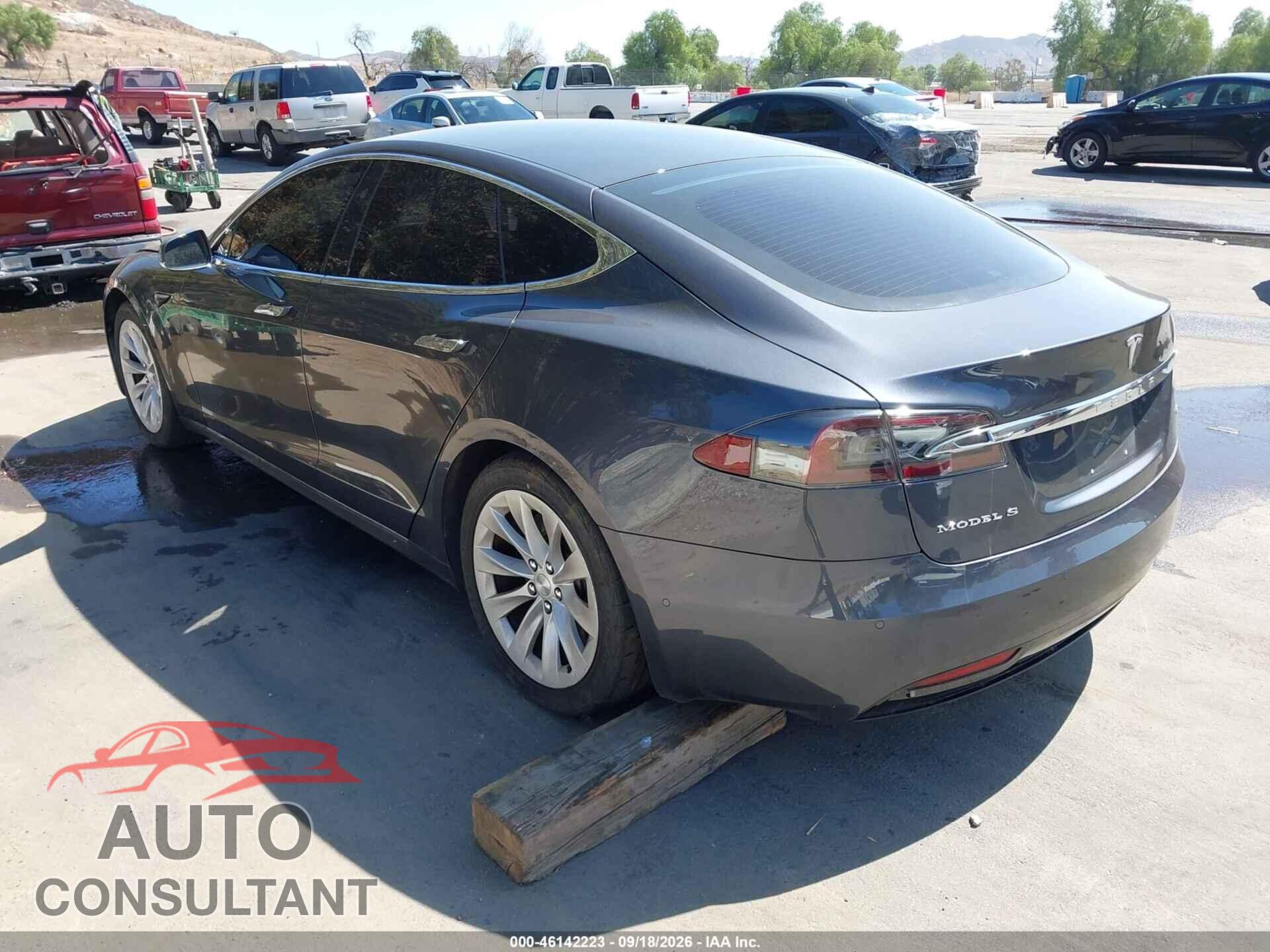 TESLA MODEL S 2017 - 5YJSA1E14HF194073
