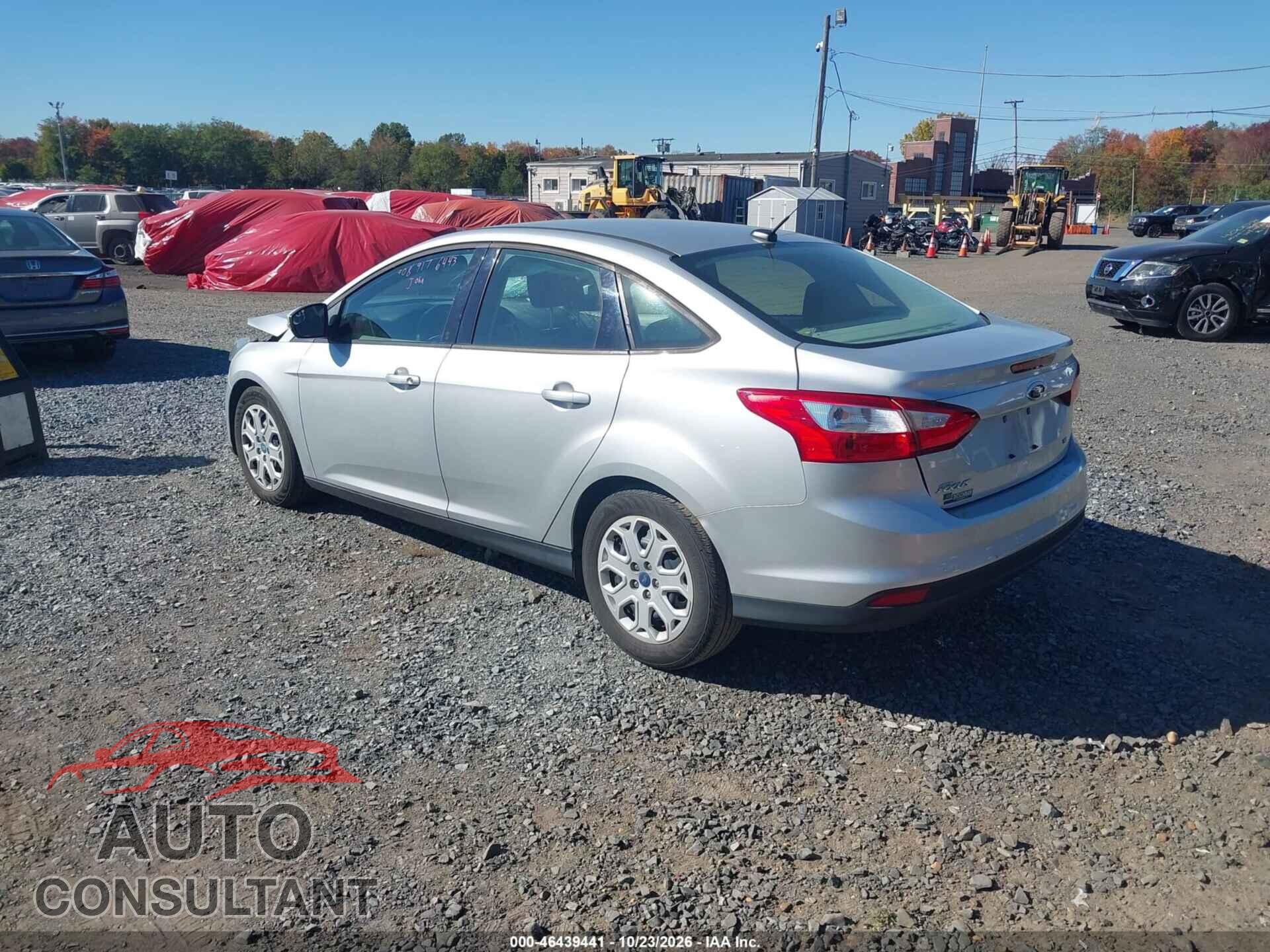 FORD FOCUS 2012 - 1FAHP3F22CL214117