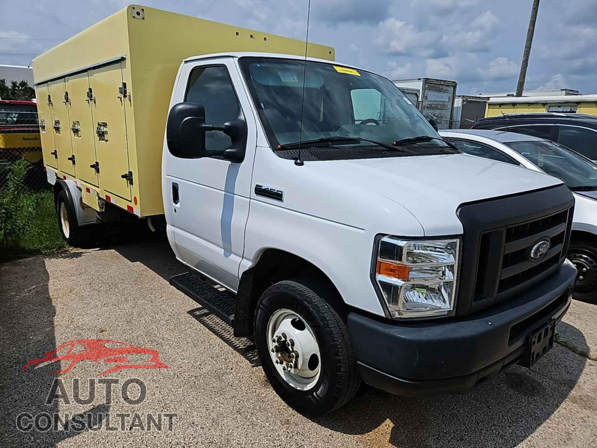 FORD ECONOLINE 2017 - 1FDXE4FS3HDC72199