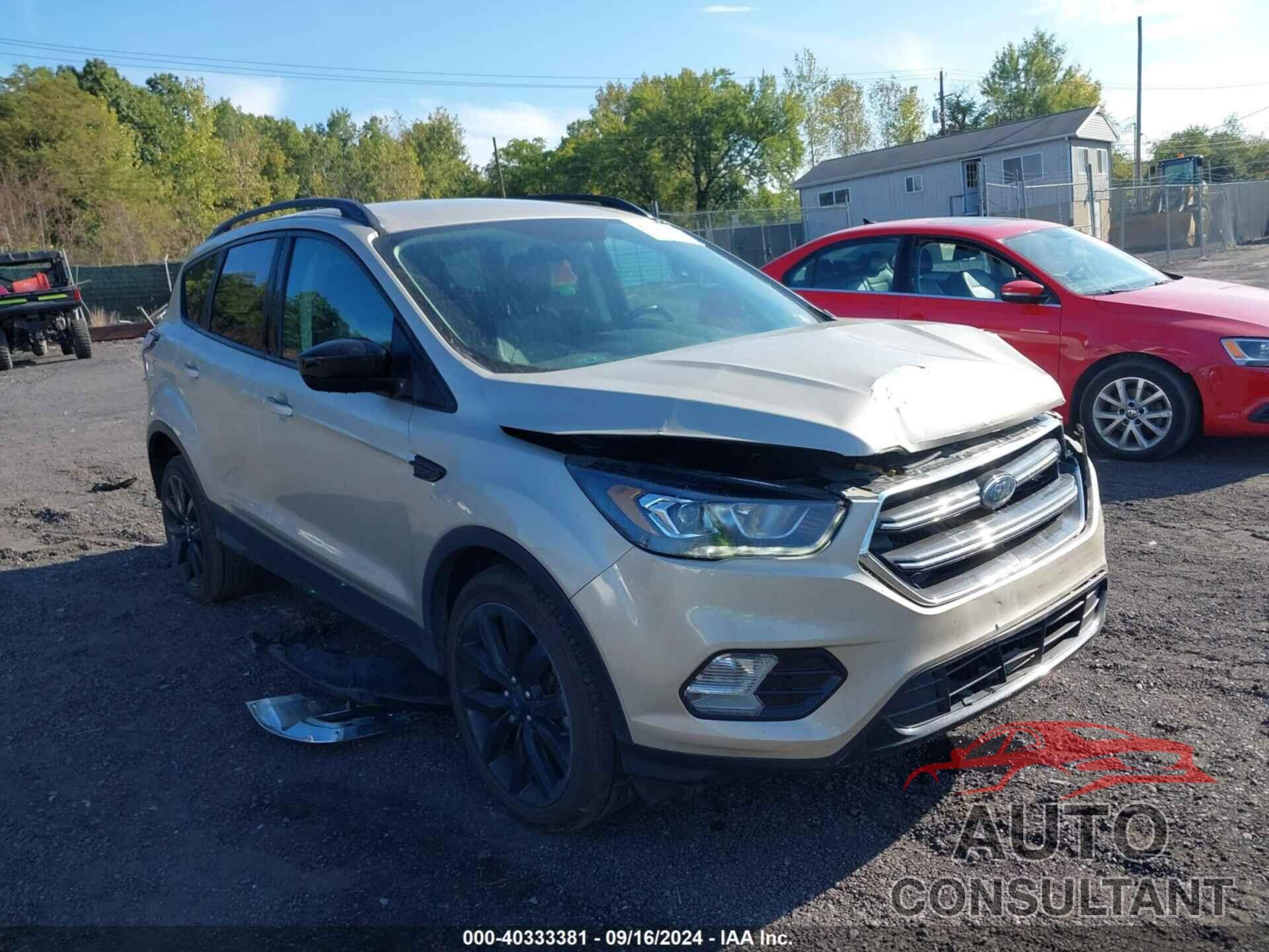 FORD ESCAPE 2018 - 1FMCU9GD2JUD46782