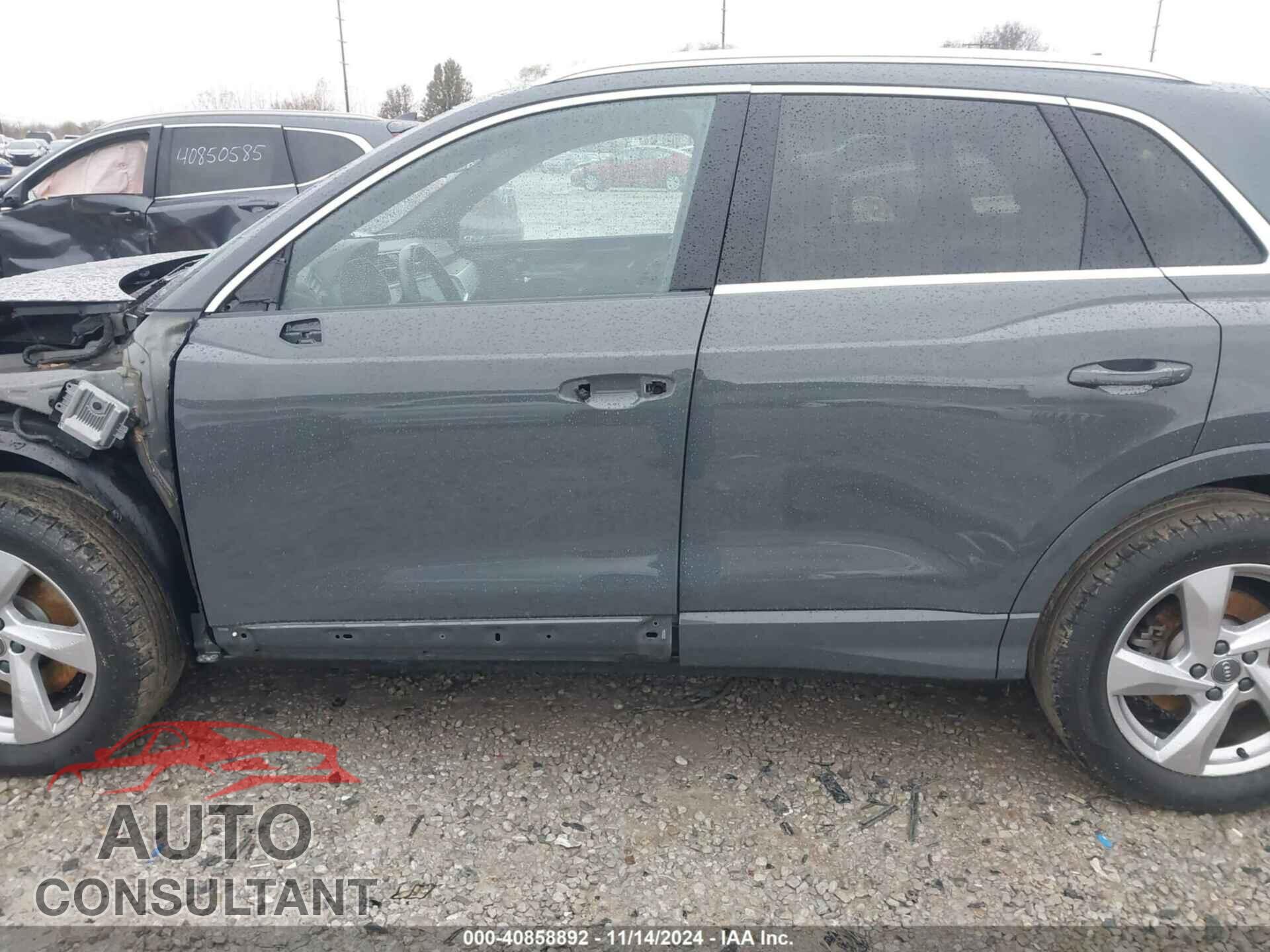 AUDI Q3 2020 - WA1AECF37L1011675
