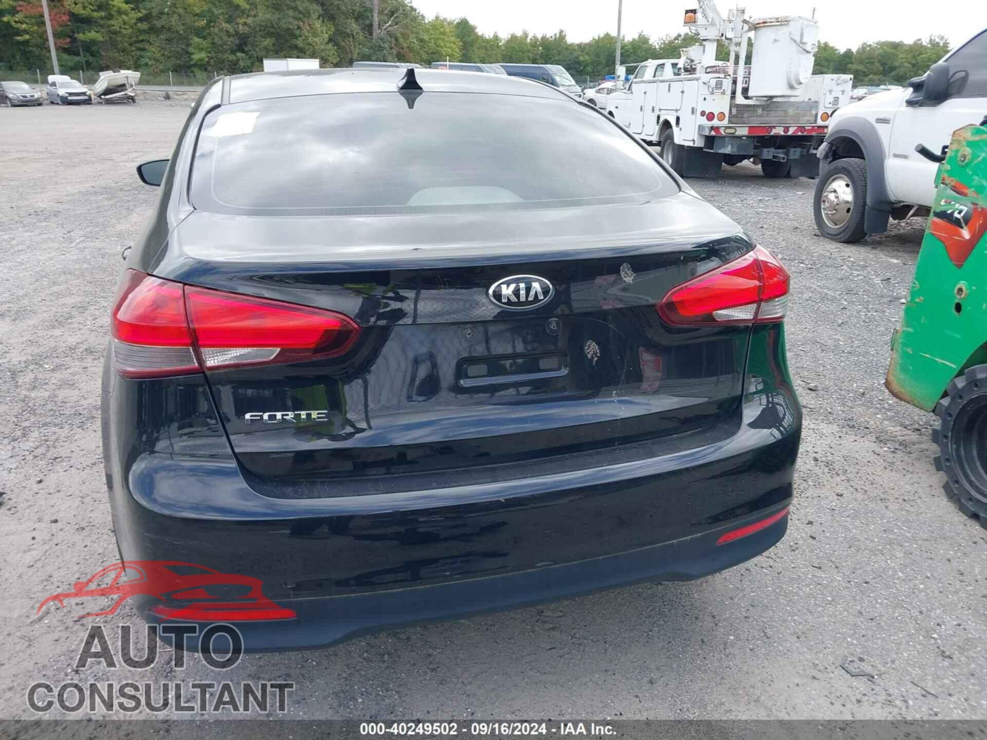 KIA FORTE 2017 - 3KPFK4A75HEE02587