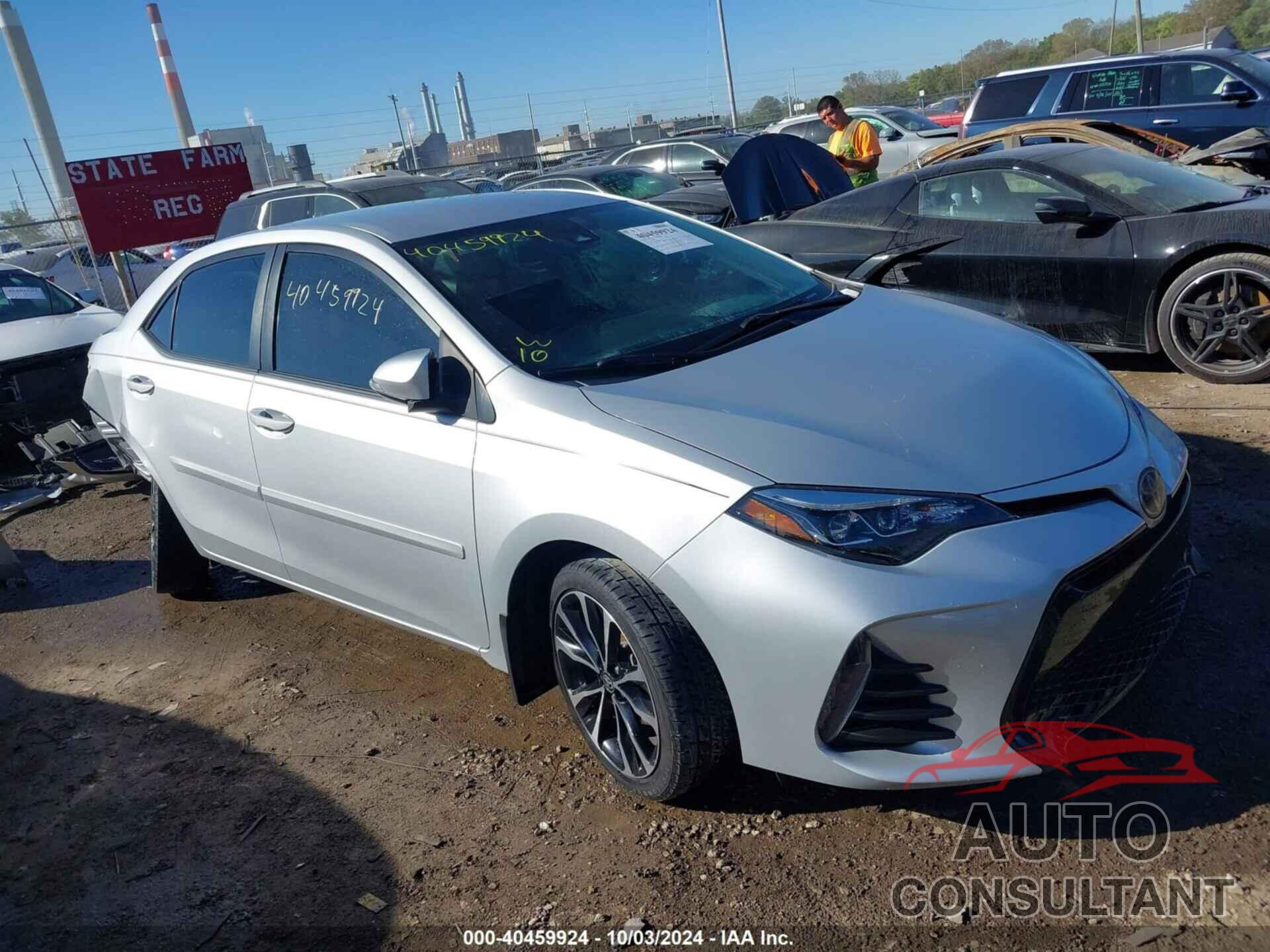 TOYOTA COROLLA 2017 - 5YFBURHE0HP606904