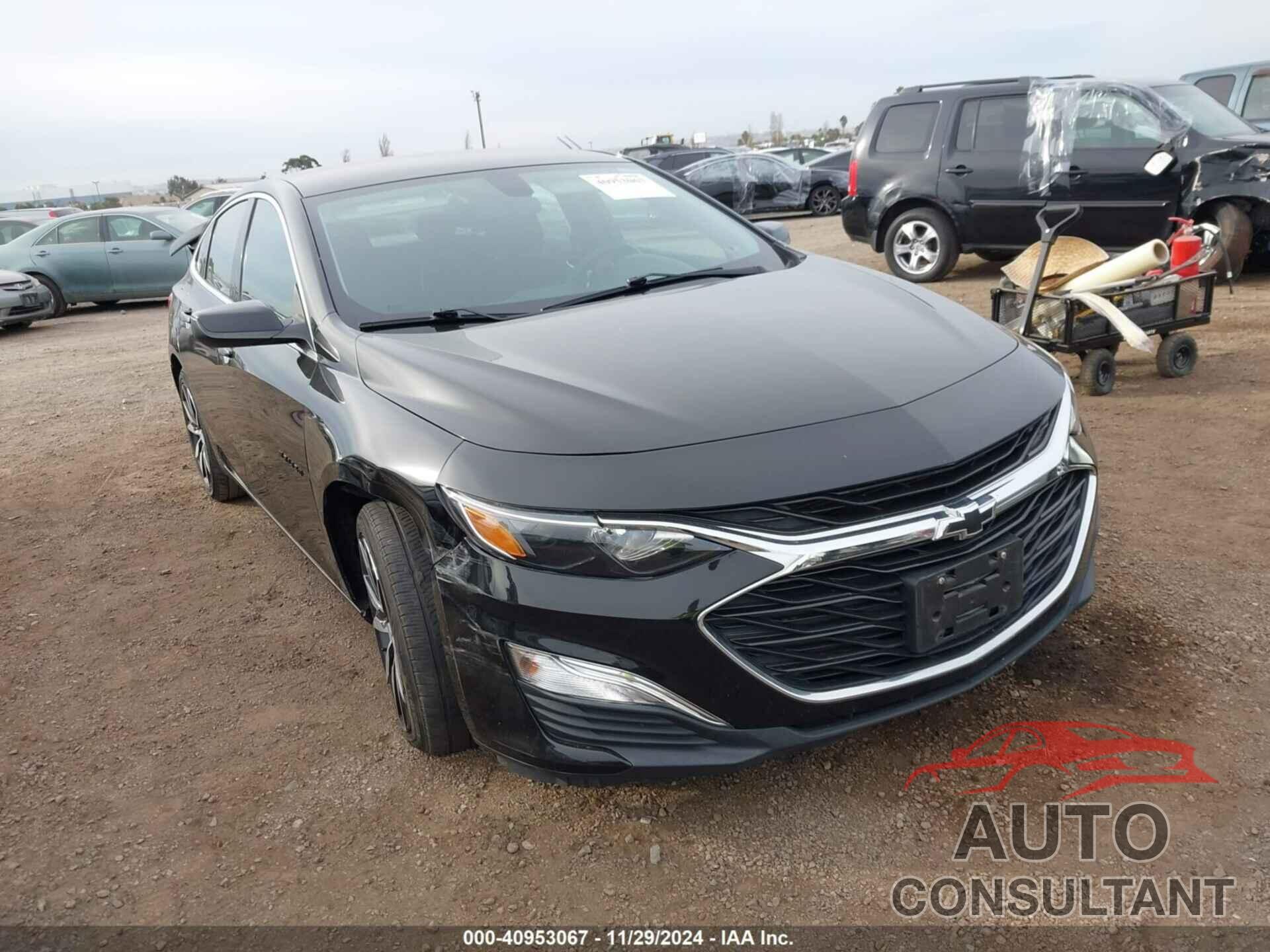 CHEVROLET MALIBU 2020 - 1G1ZG5ST1LF028875