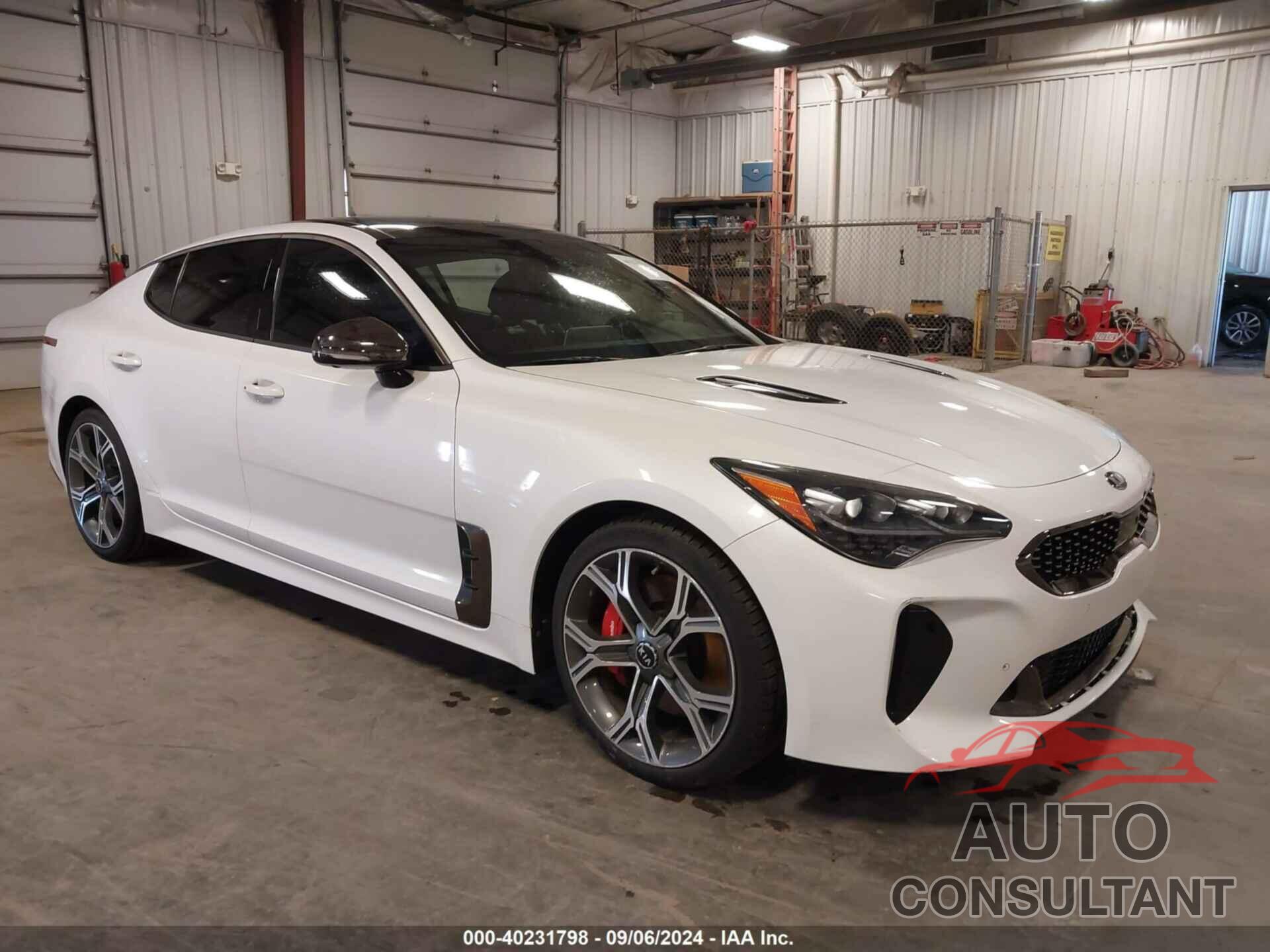 KIA STINGER 2020 - KNAE55LC6L6076430