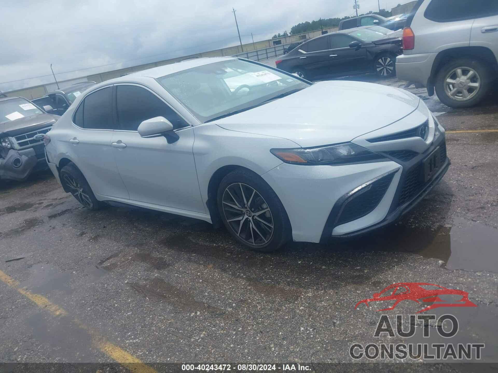 TOYOTA CAMRY 2022 - 4T1G11AK7NU070382