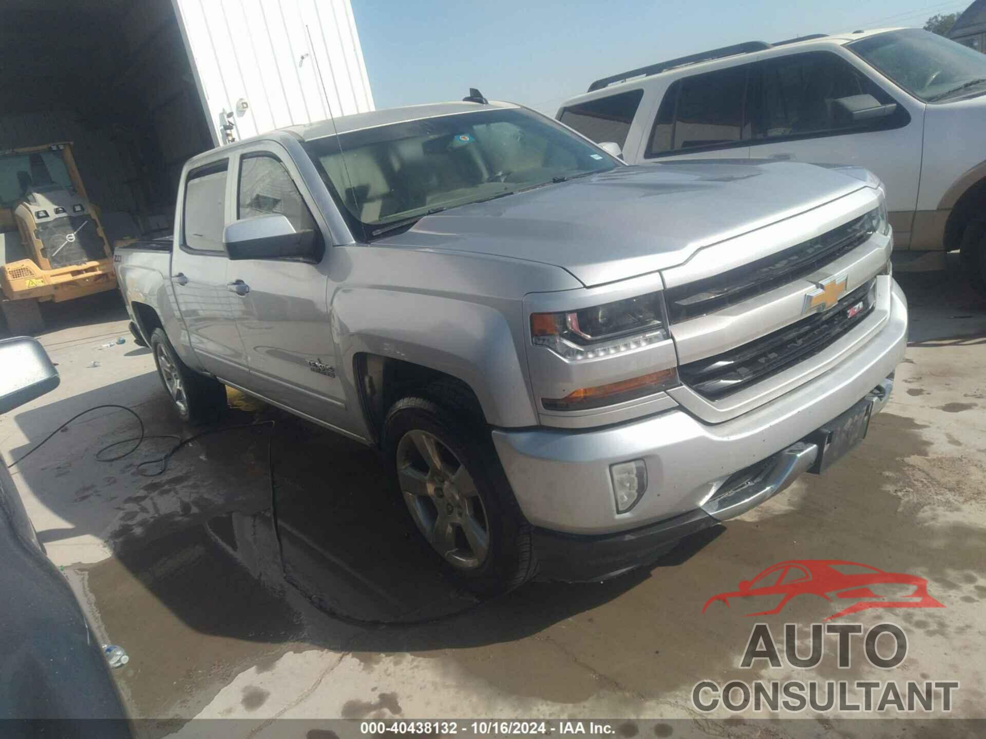 CHEVROLET SILVERADO 1500 2018 - 3GCUKREC7JG142264