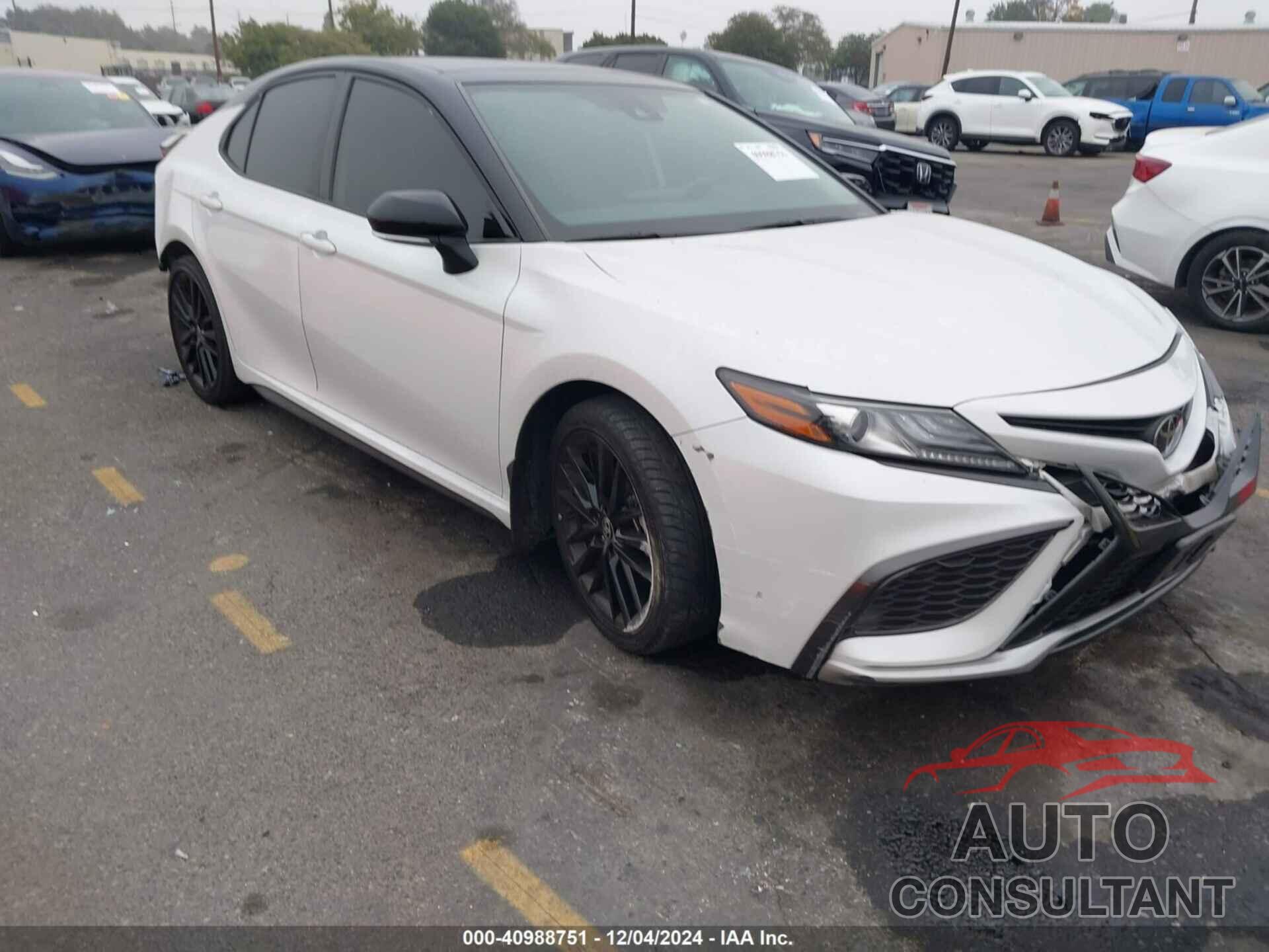 TOYOTA CAMRY 2022 - 4T1K61AK3NU024818