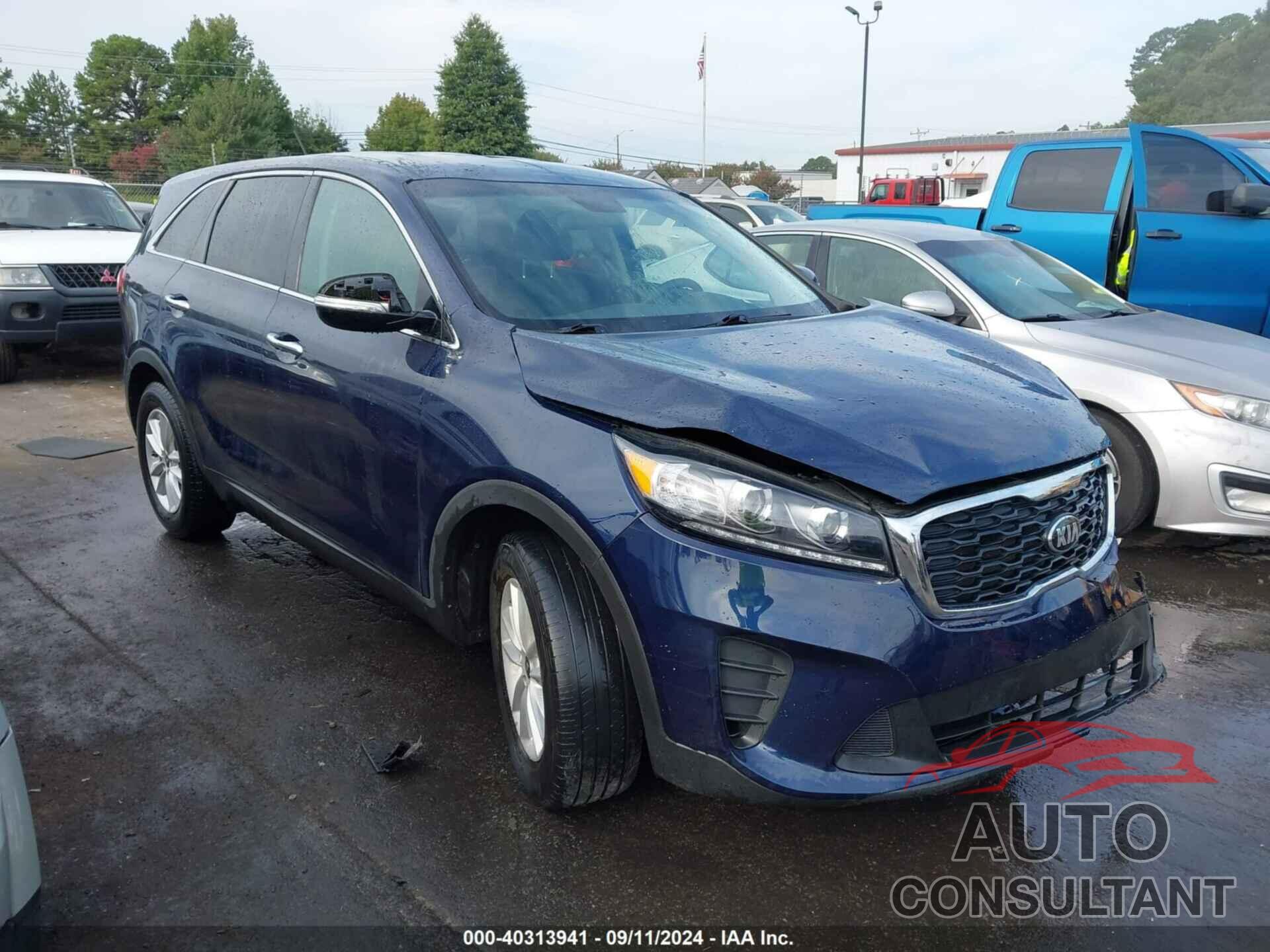 KIA SORENTO 2019 - 5XYPG4A5XKG516181