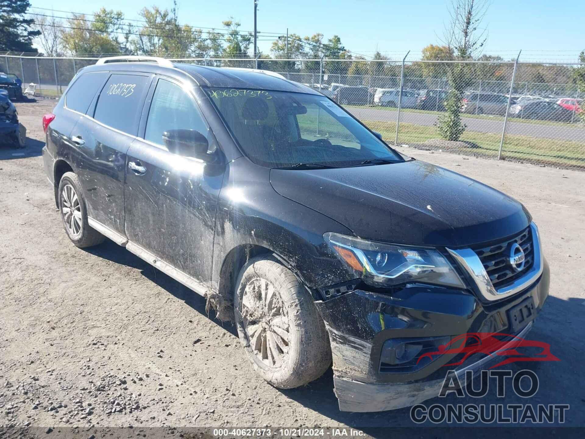 NISSAN PATHFINDER 2018 - 5N1DR2MN9JC660803