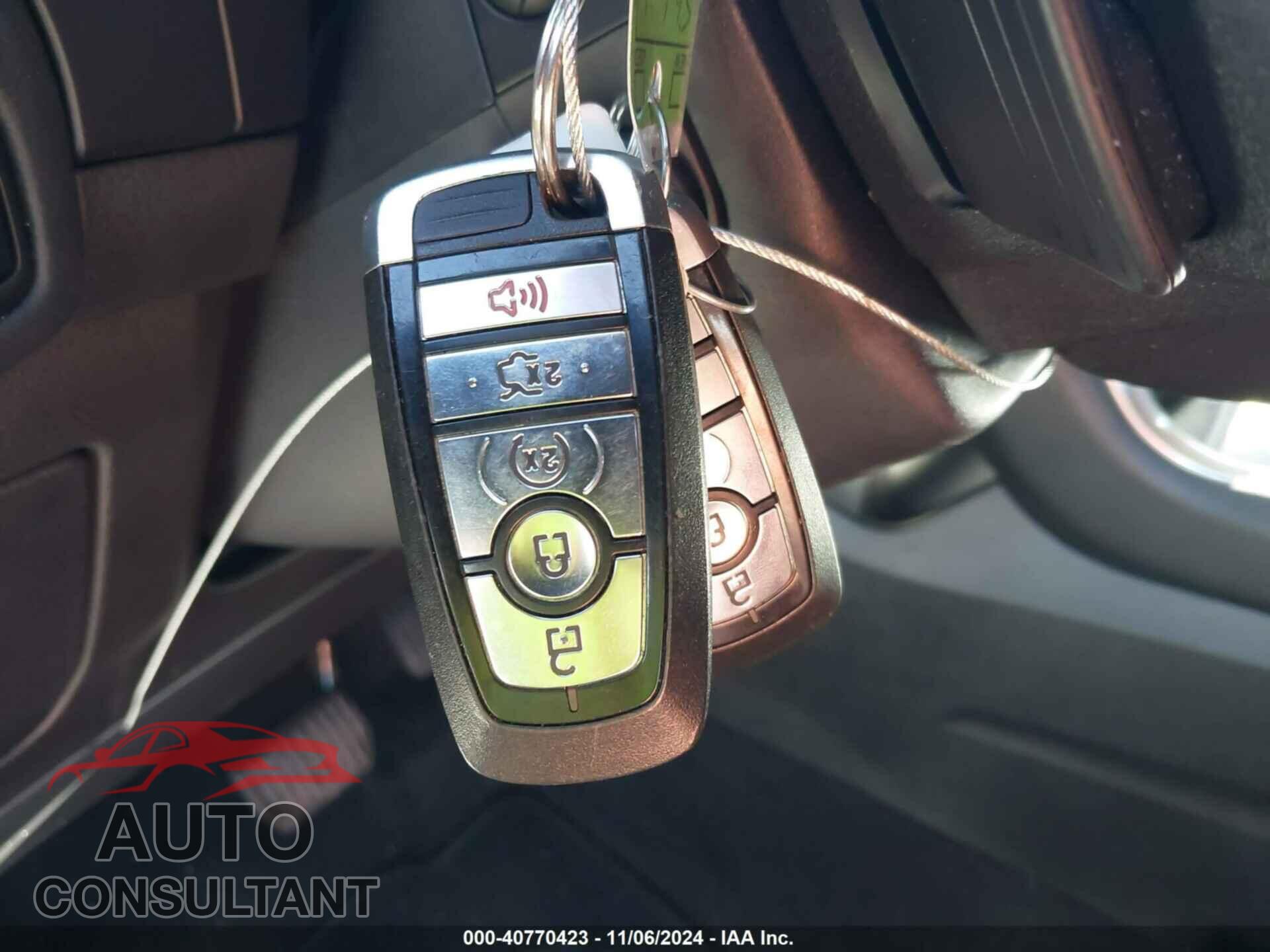 FORD EDGE 2017 - 2FMPK4K93HBB50489