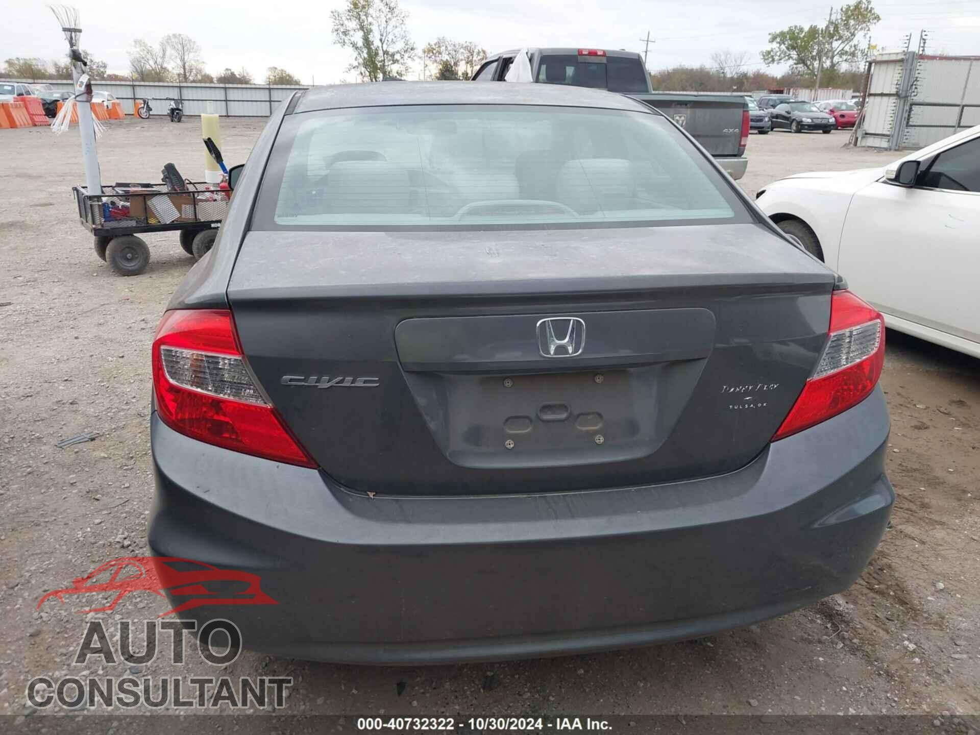 HONDA CIVIC 2012 - 2HGFB2F57CH586345