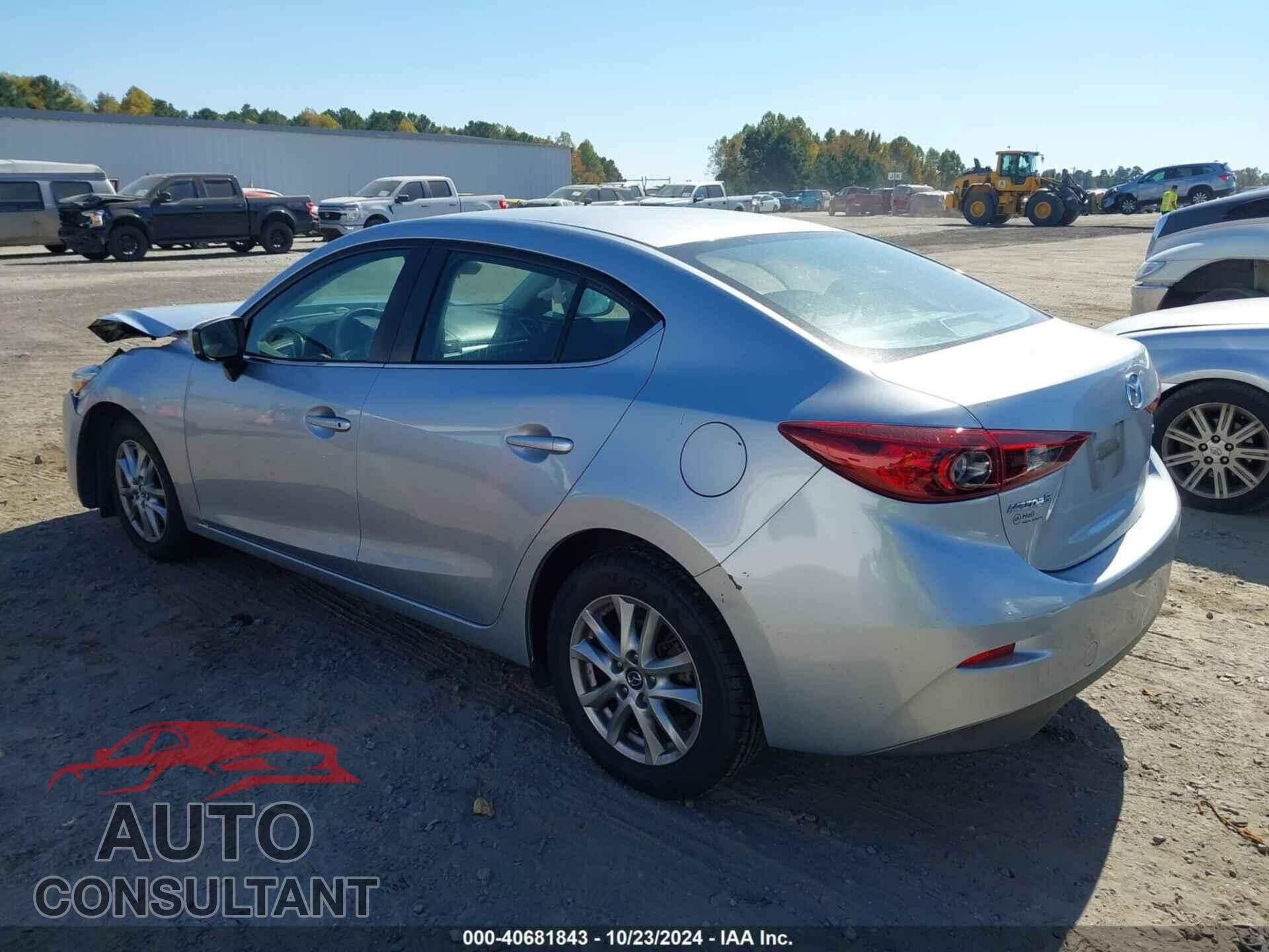 MAZDA MAZDA3 2018 - 3MZBN1U75JM200679