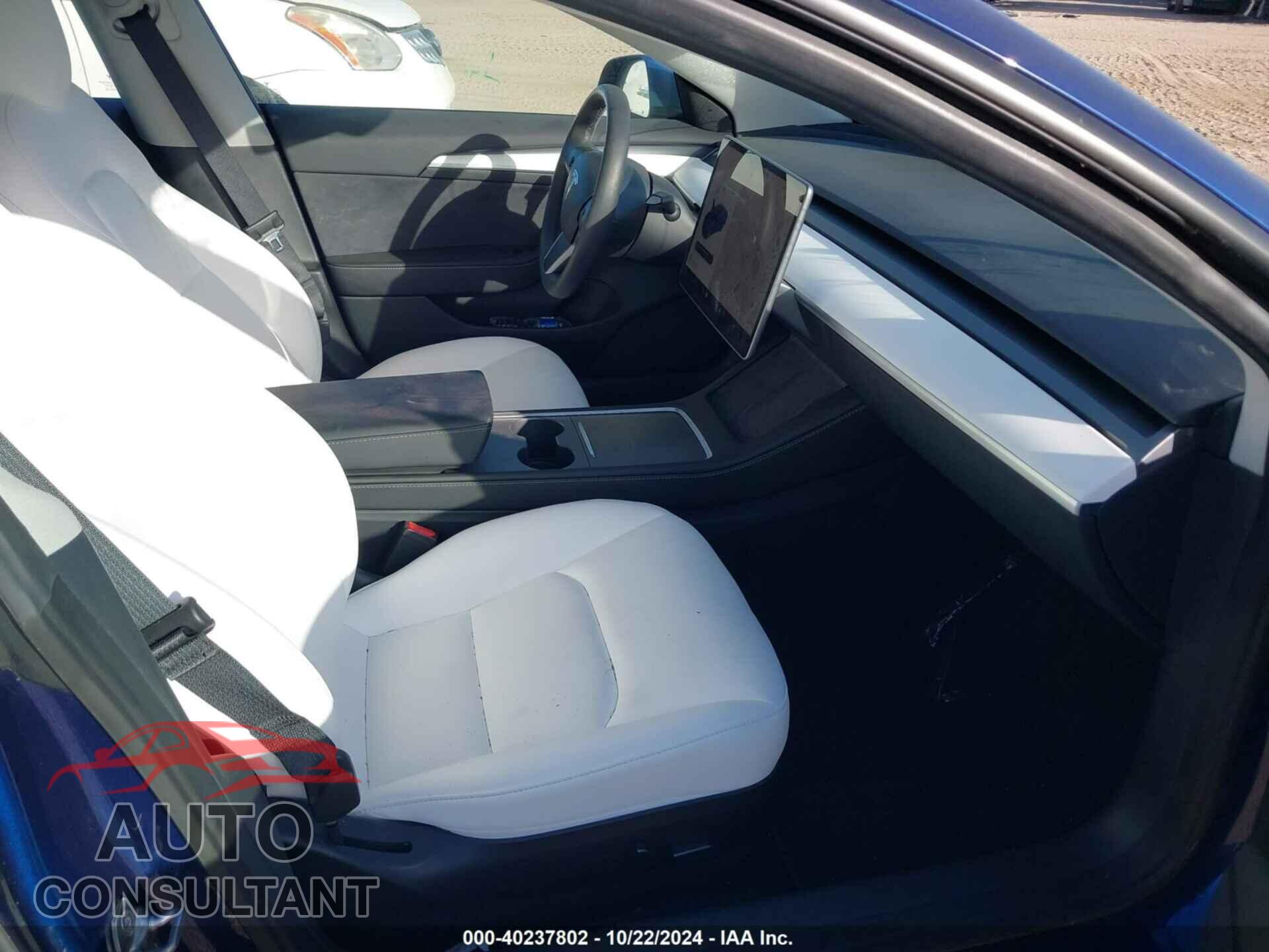 TESLA MODEL 3 2023 - 5YJ3E1EB4PF461437