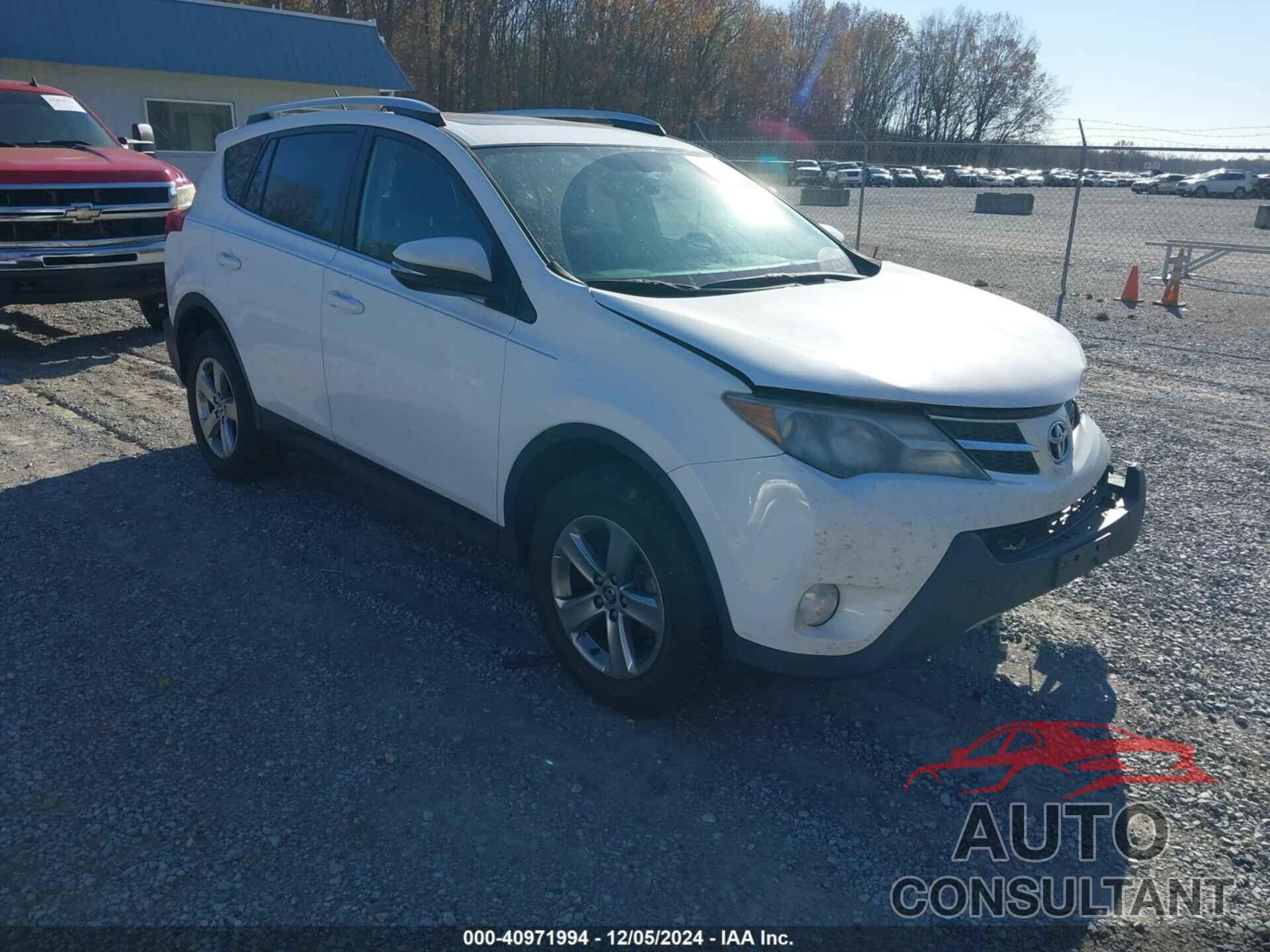 TOYOTA RAV4 2015 - JTMWFREV8FD060739