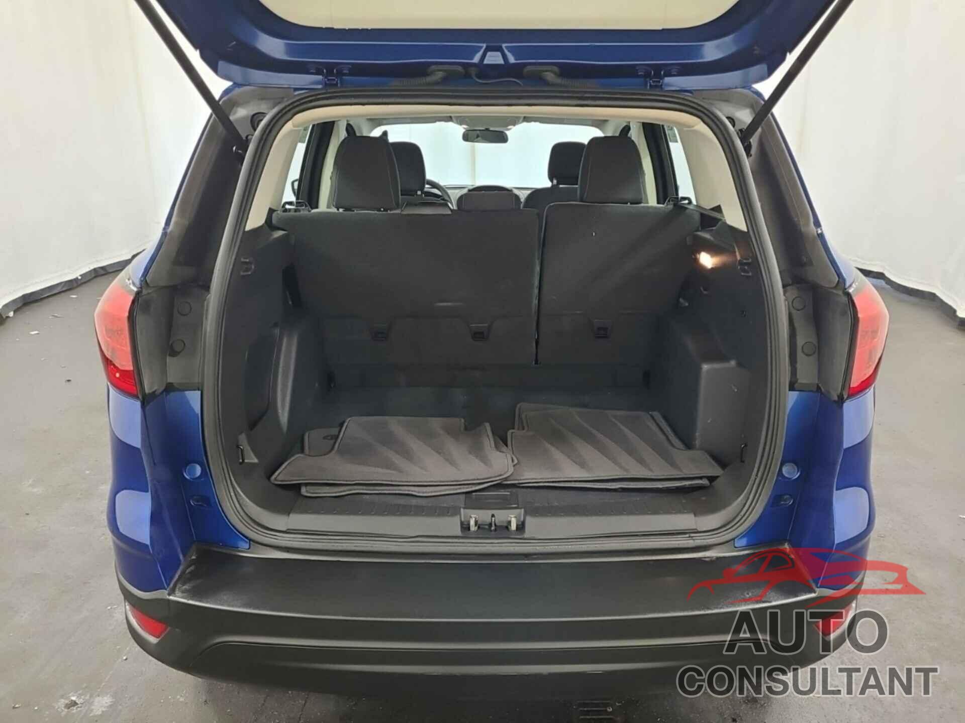 FORD ESCAPE 2019 - 1FMCU0F76KUA42699