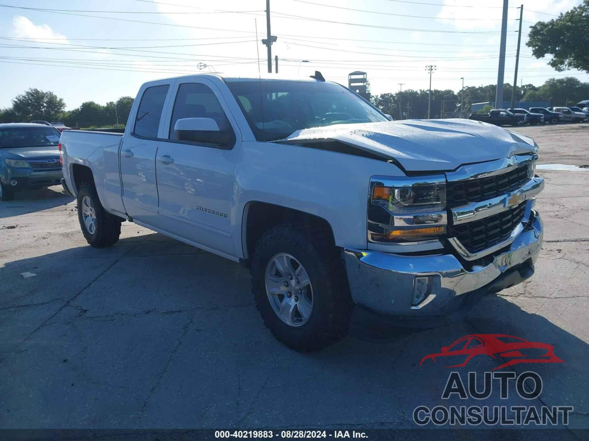 CHEVROLET SILVERADO 1500 2017 - 1GCRCREC1HZ260310