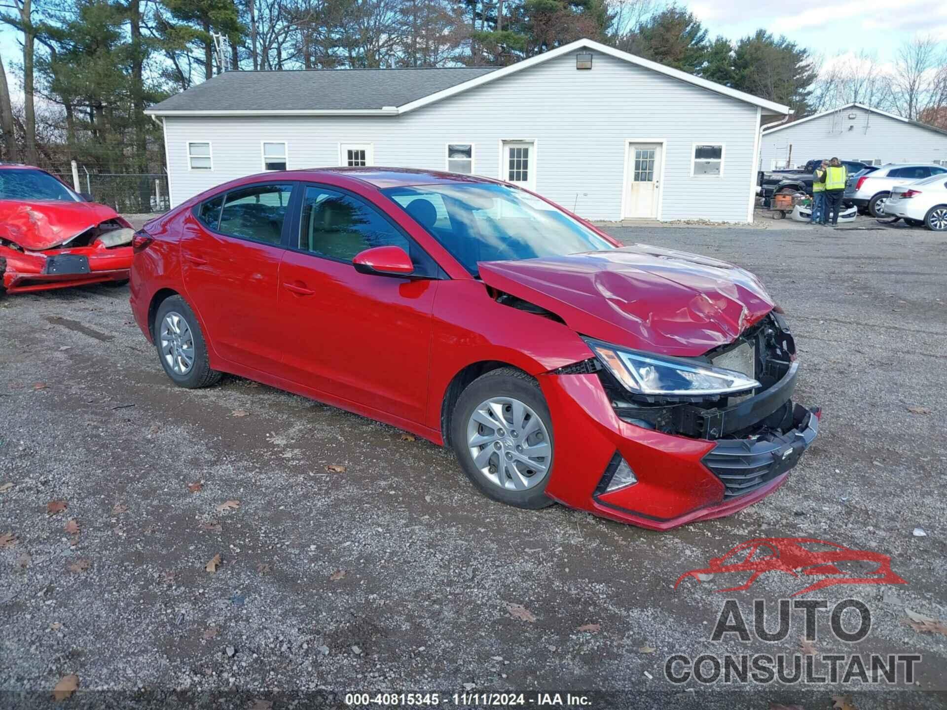 HYUNDAI ELANTRA 2019 - KMHD74LF3KU799347
