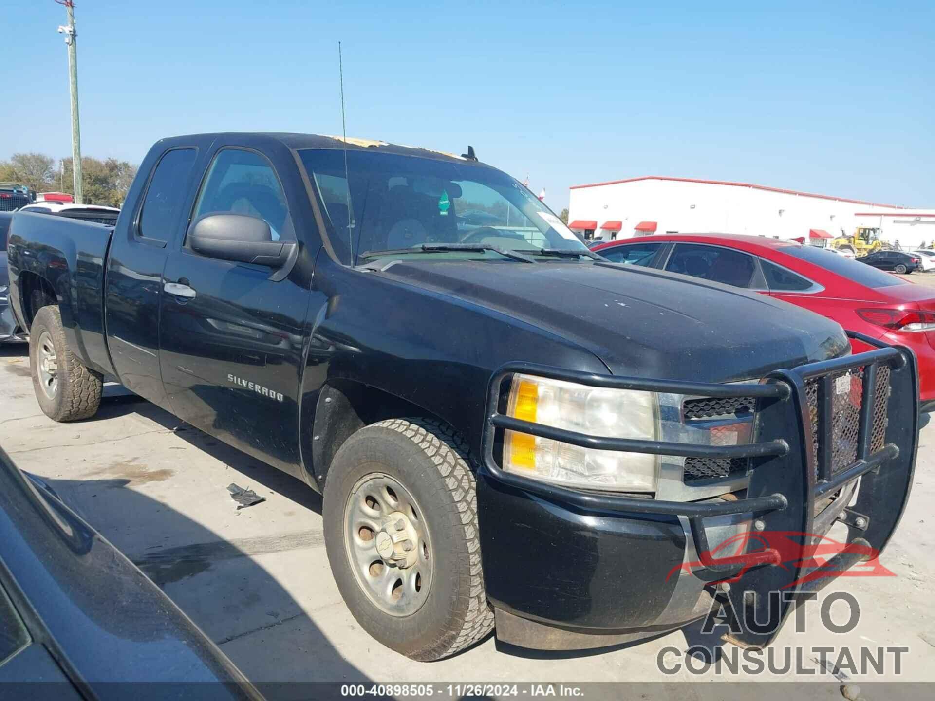 CHEVROLET SILVERADO 1500 2011 - 1GCRCREA9BZ442083